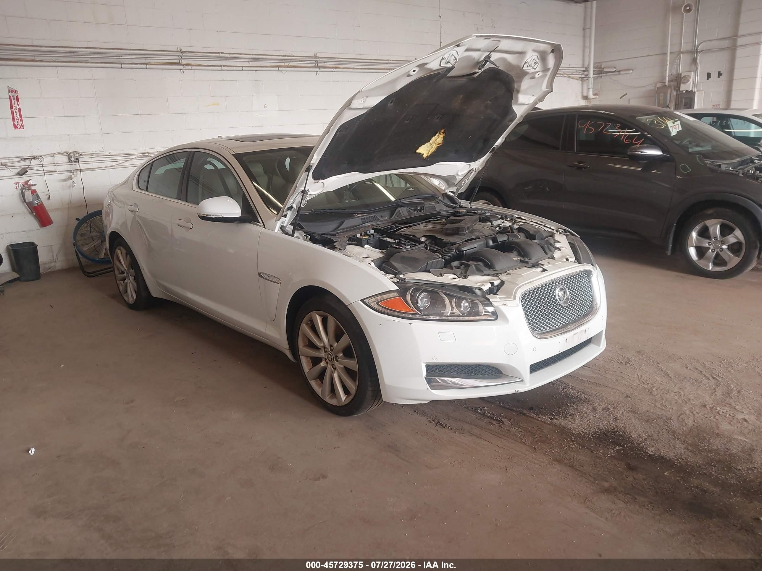 2013 Jaguar XF V6 AWD, VIN SAJWJ0EF7D8S88645 — Normal wear