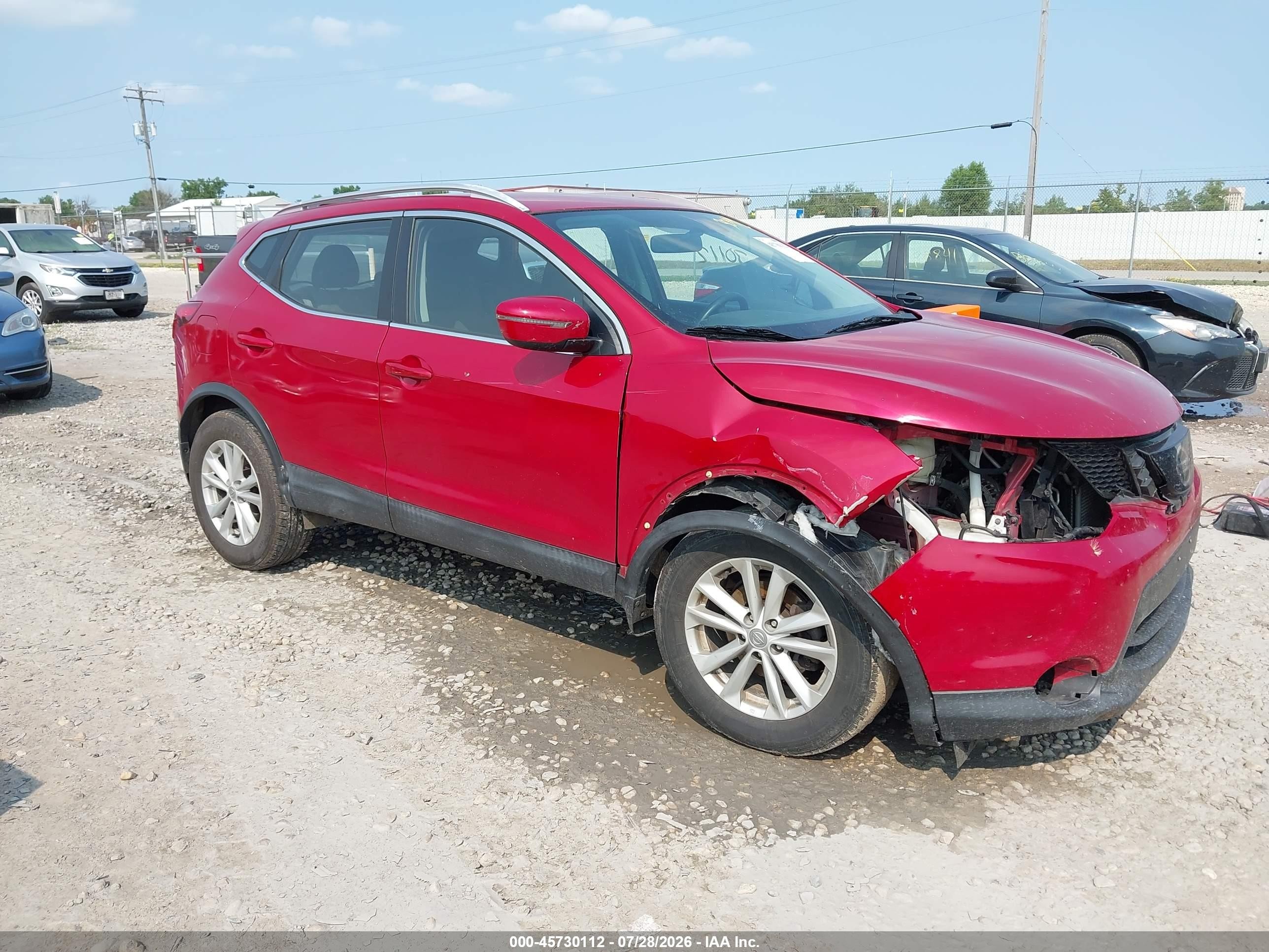 2018 Nissan Rogue SV, VIN JN1BJ1CP2JW193421 — Side
