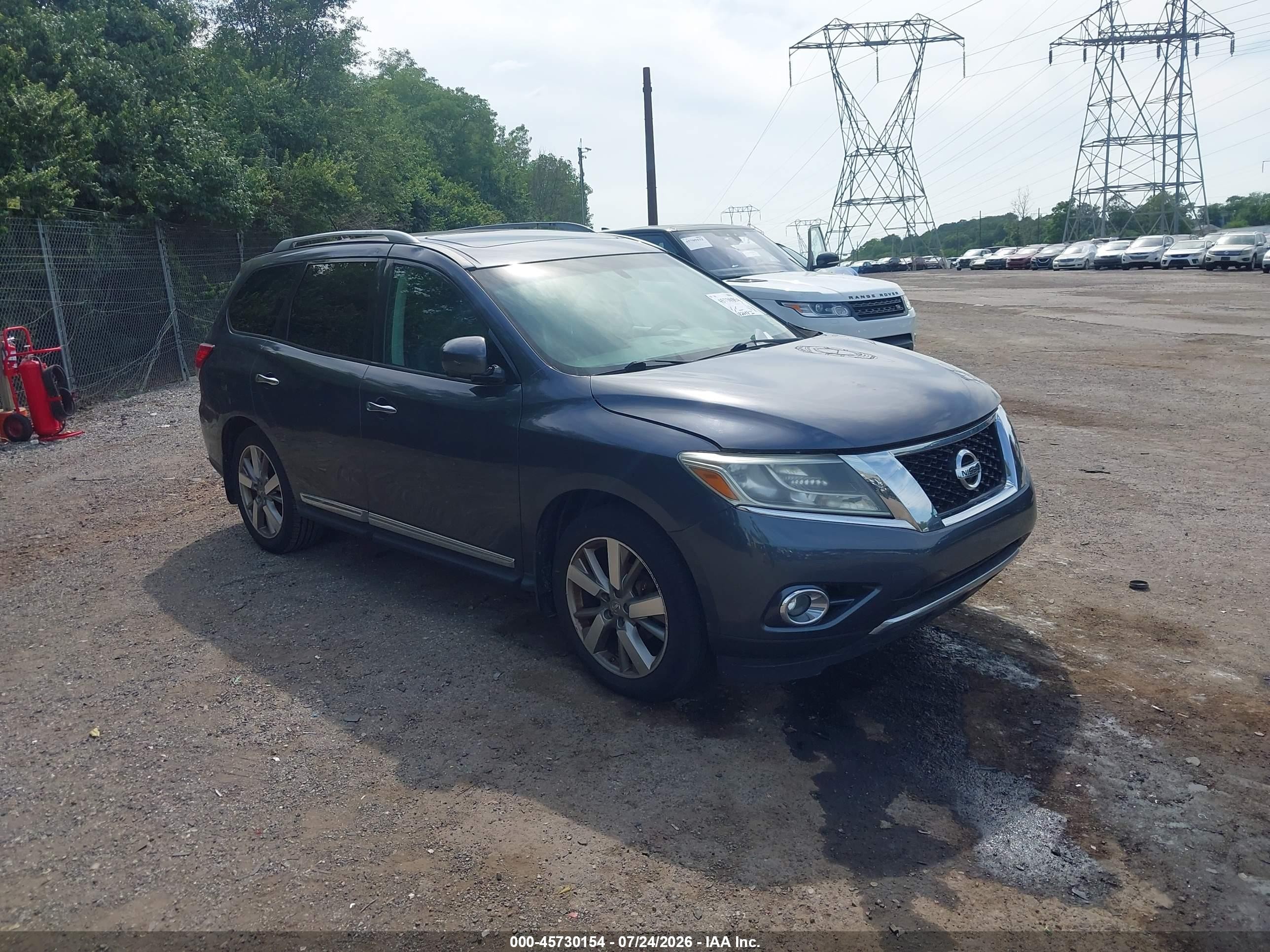 2014 Nissan Pathfinder SL, VIN 5N1AR2MM9EC625338 — Normal wear