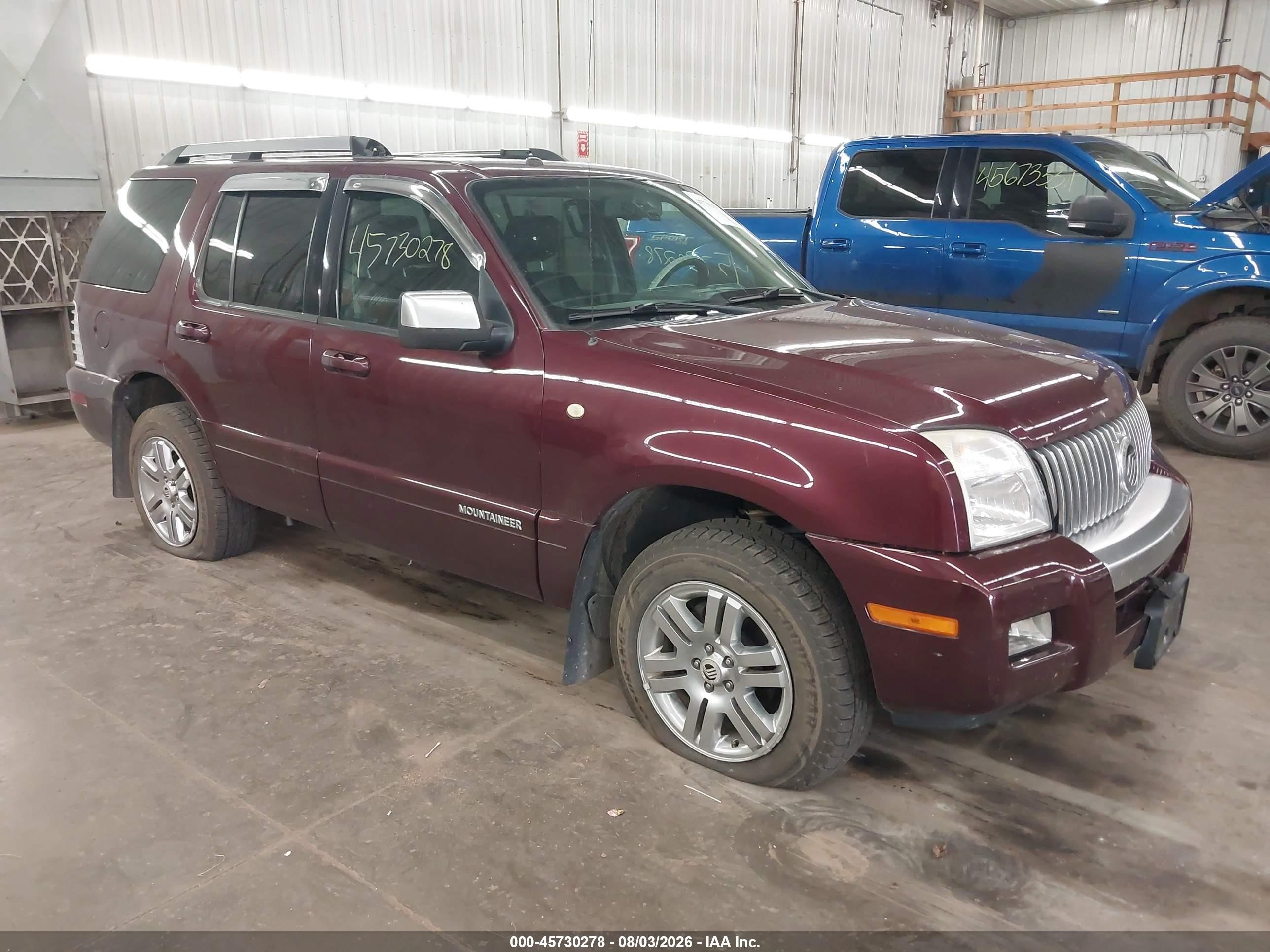 2008 Mercury Mountaineer Premier, VIN 4M2EU48878UJ11526 — Front end