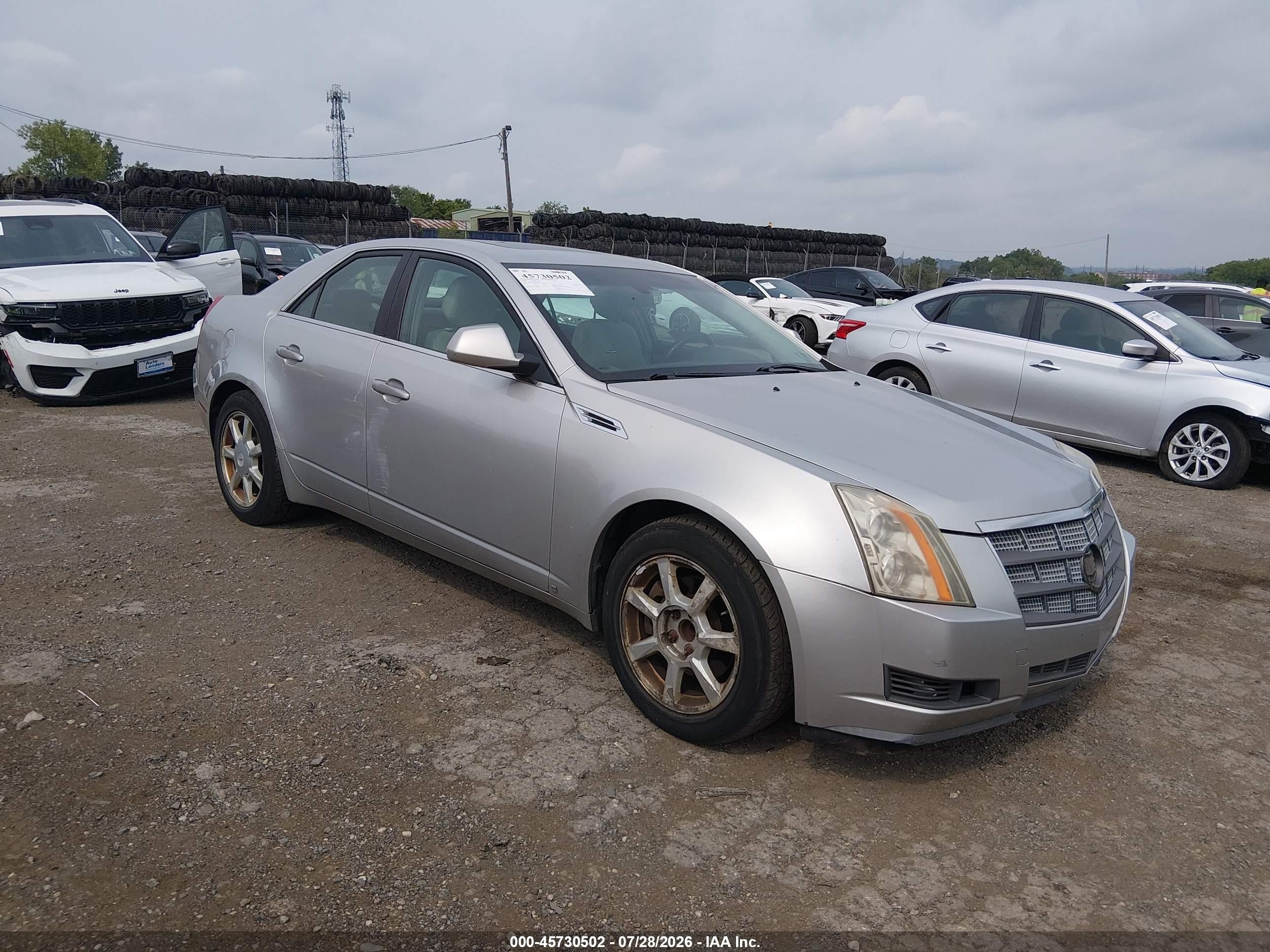 2008 Cadillac CTS RWD, VIN 1G6DF577880195666 — Front end