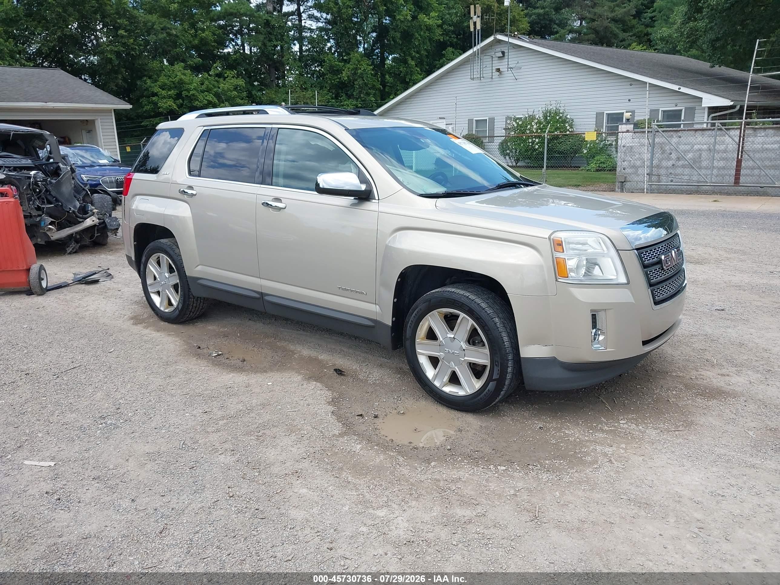 2010 GMC Terrain SLT-2, VIN 2CTALHEWXA6314355 — Rear end