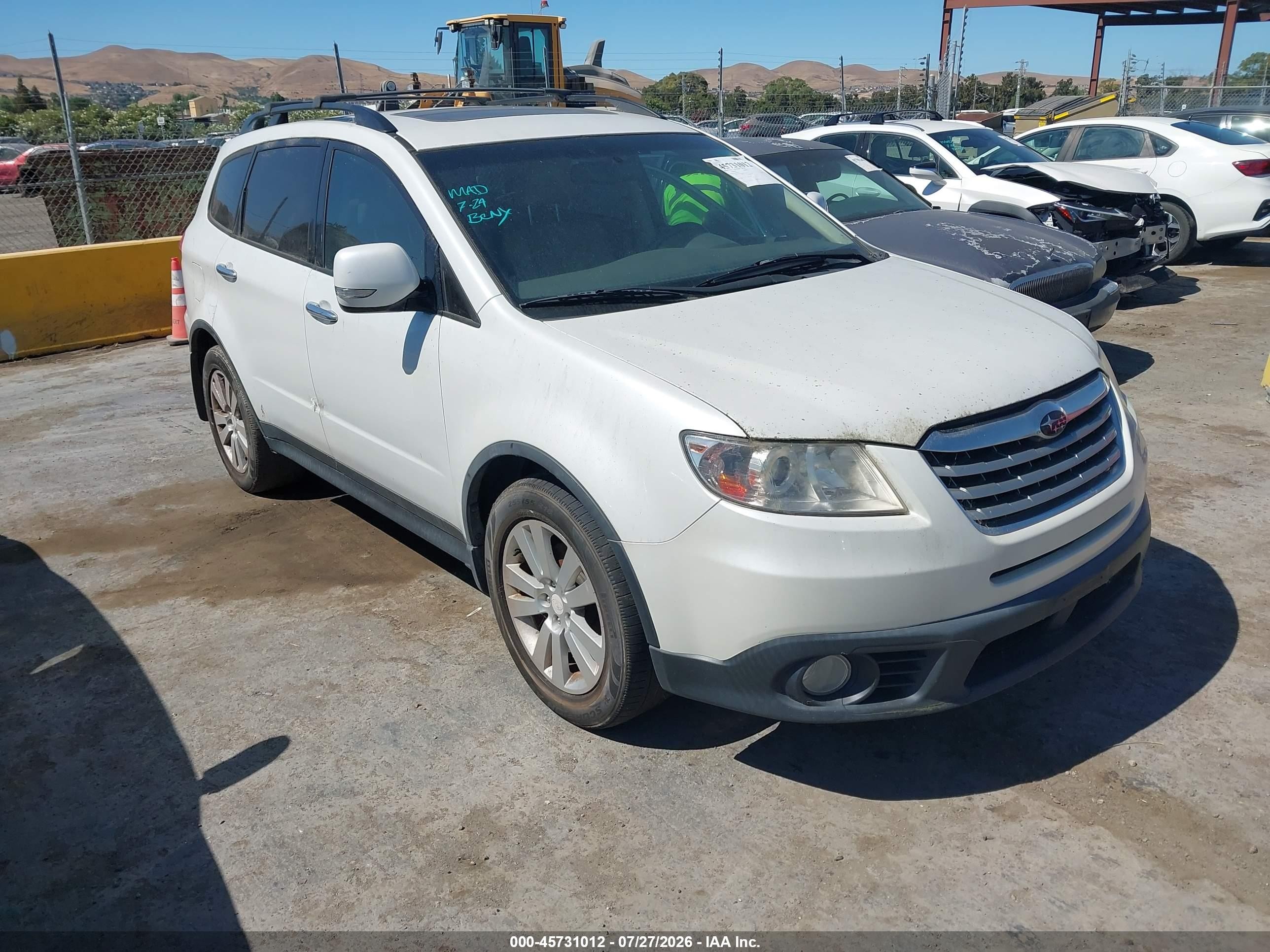 2011 Subaru Tribeca Touring, VIN 4S4WX9KD9B4402455 — Normal wear