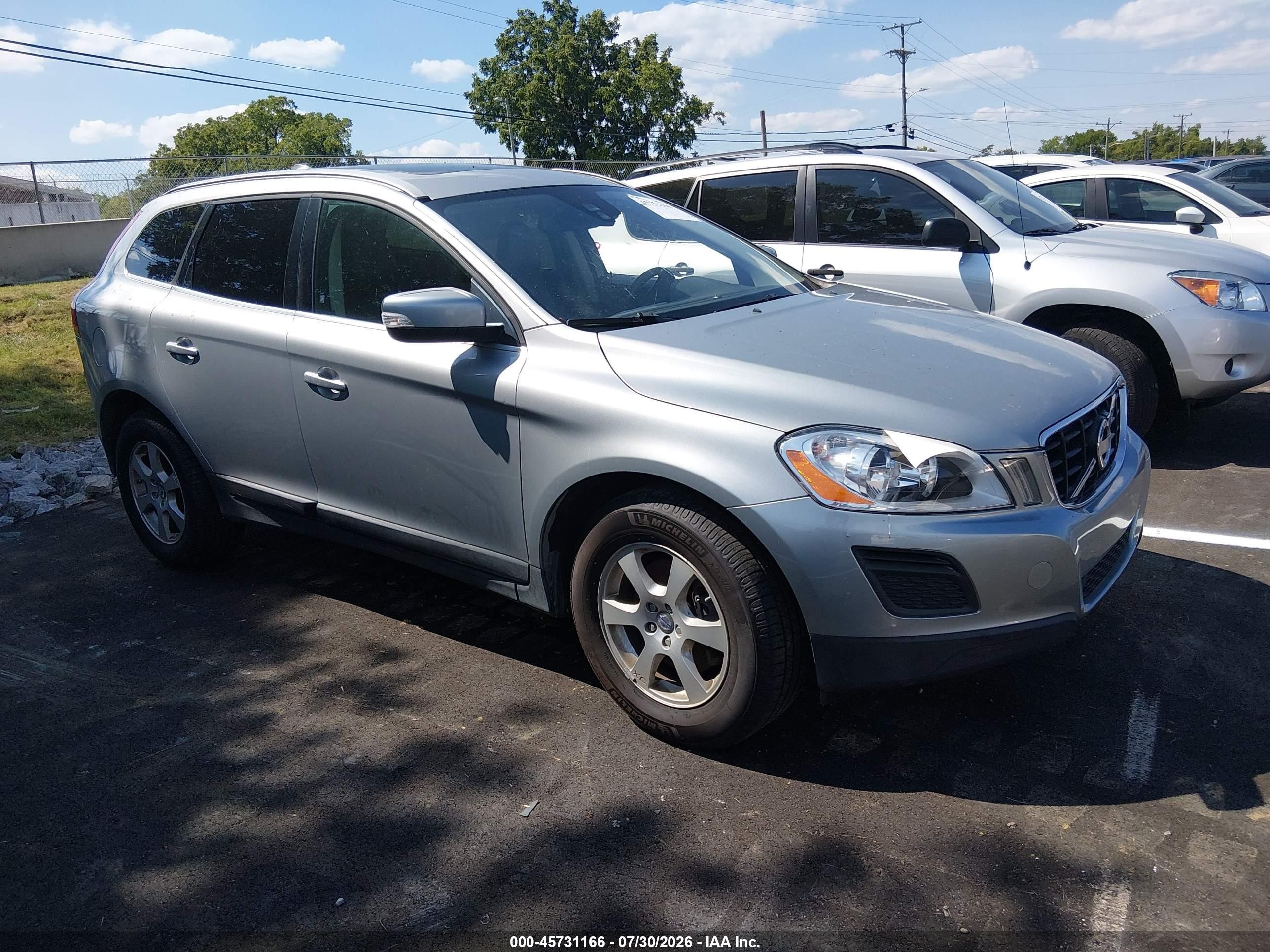 2012 Volvo XC60 3.2L, VIN YV4952DL9C2239478 — Normal wear