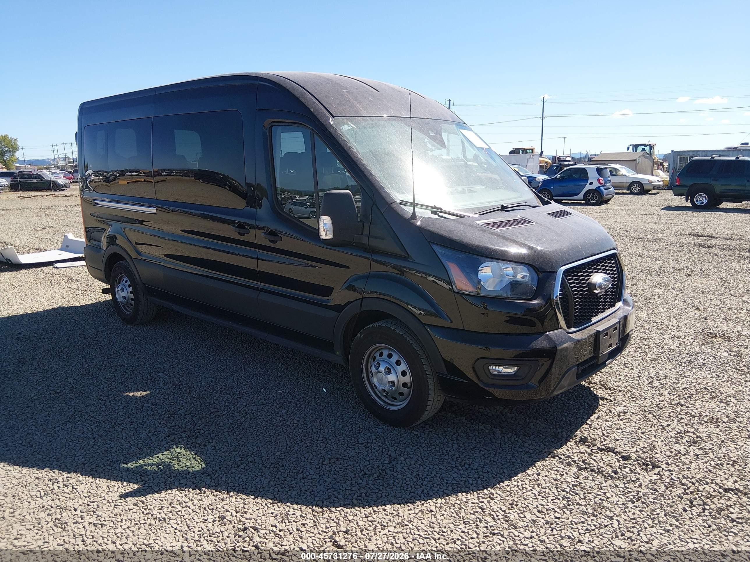 2025 Ford Transit Passenger XL, VIN 1FBAX9C8XSKA20175 — Roof