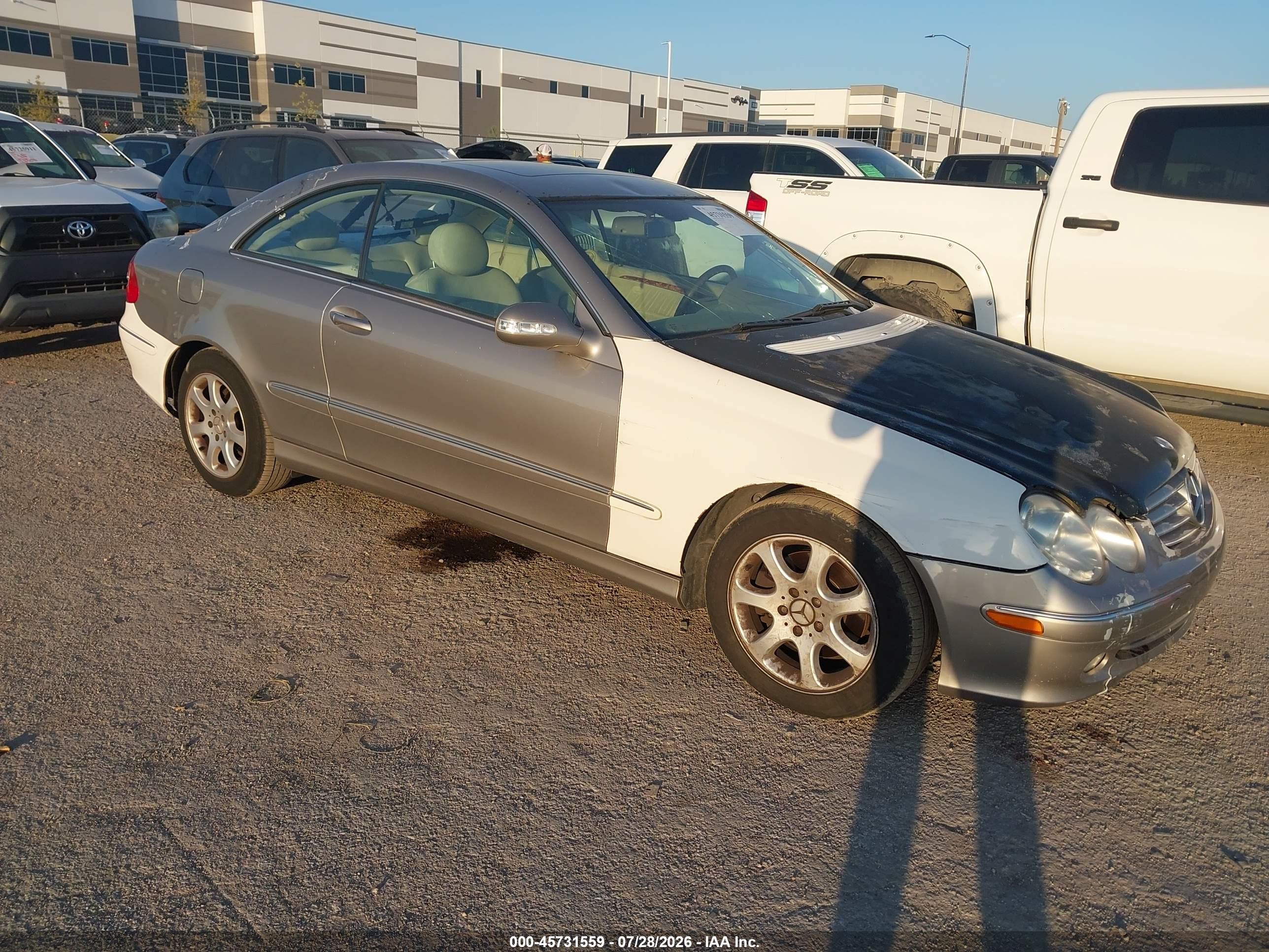 2004 Mercedes-Benz CLK 320, VIN WDBTJ65J54F104449 — Зад