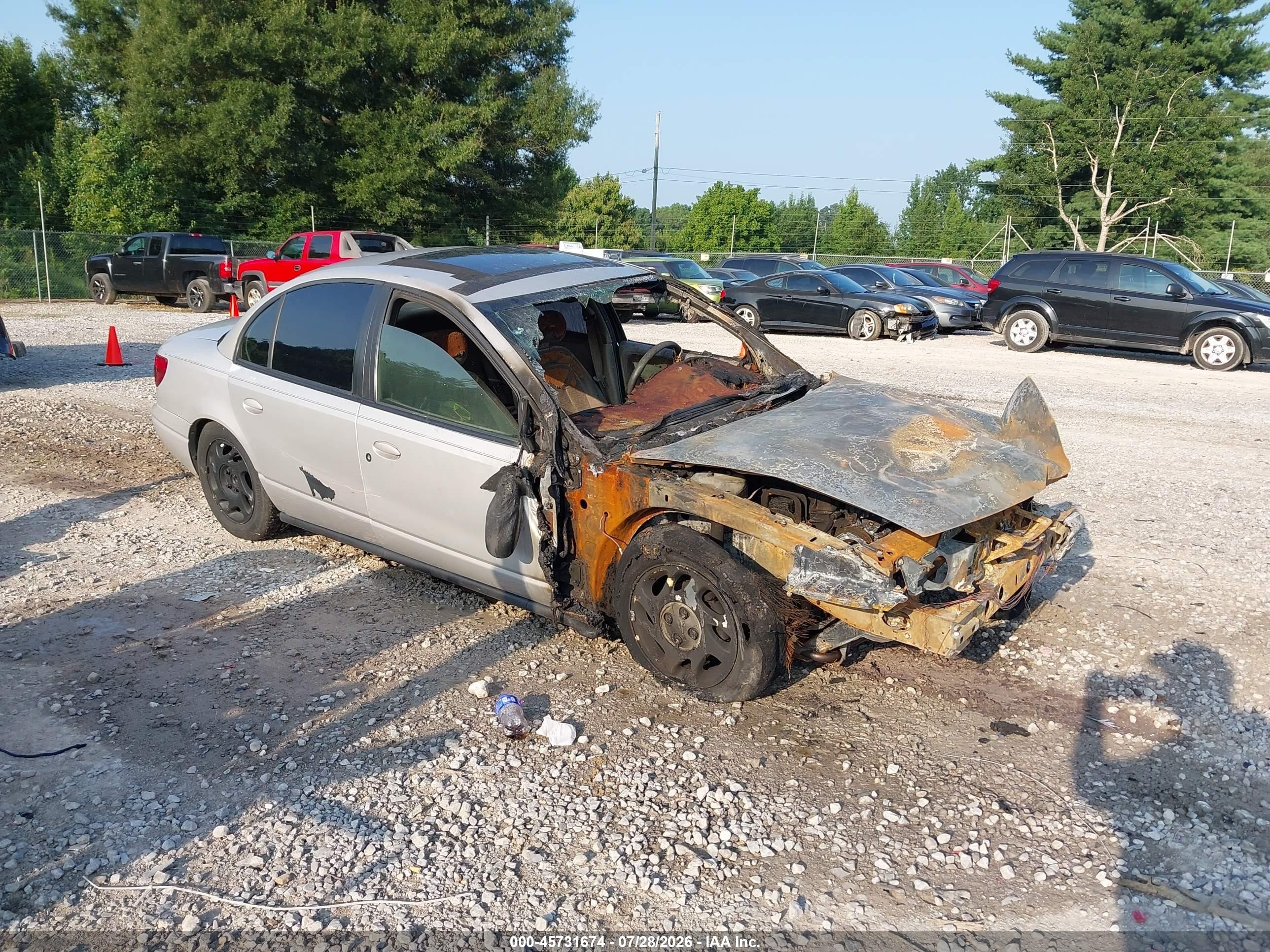 2001 Saturn SL, VIN 1G8ZK52731Z305220 — Engine fire