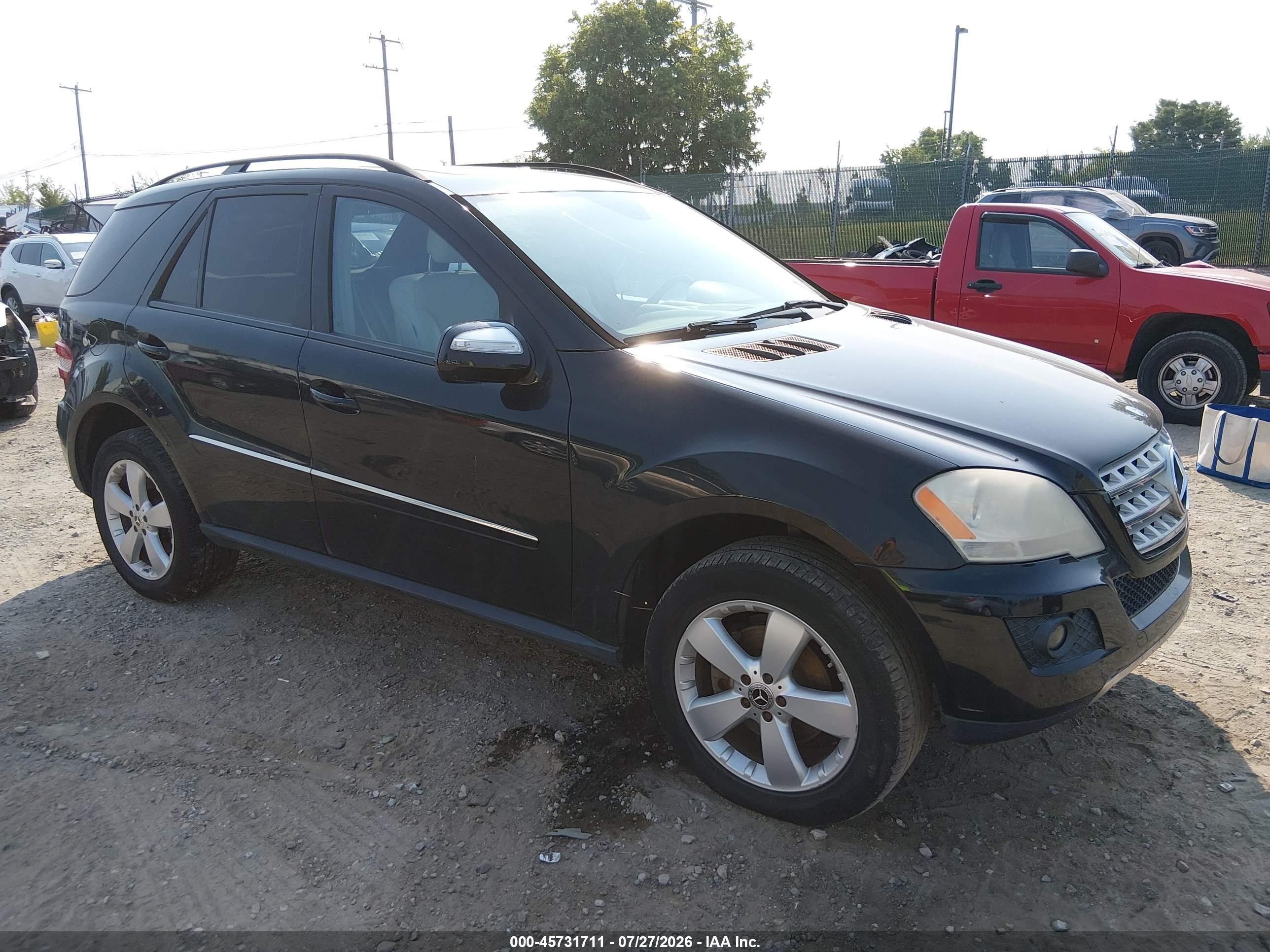 2009 Mercedes-Benz M 350, VIN 4JGBB86E89A504268 — Normal wear