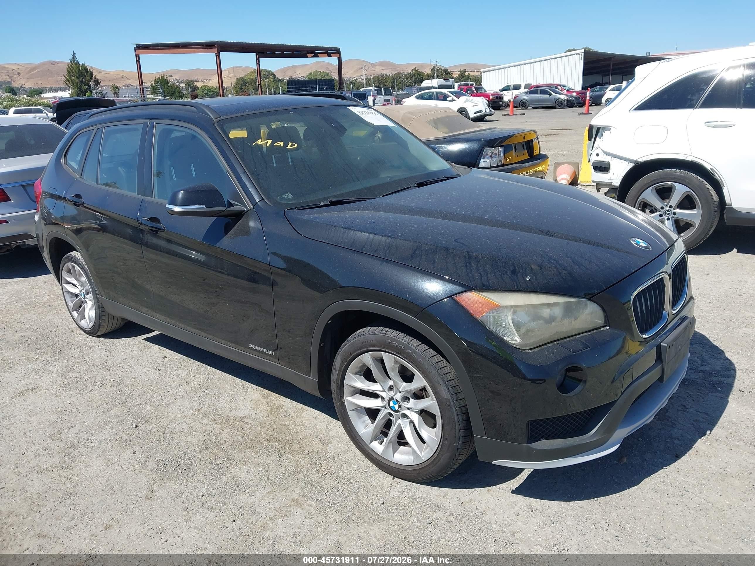 2015 BMW X1 xDrive28i, VIN WBAVL1C59FVY30253 — Normal wear