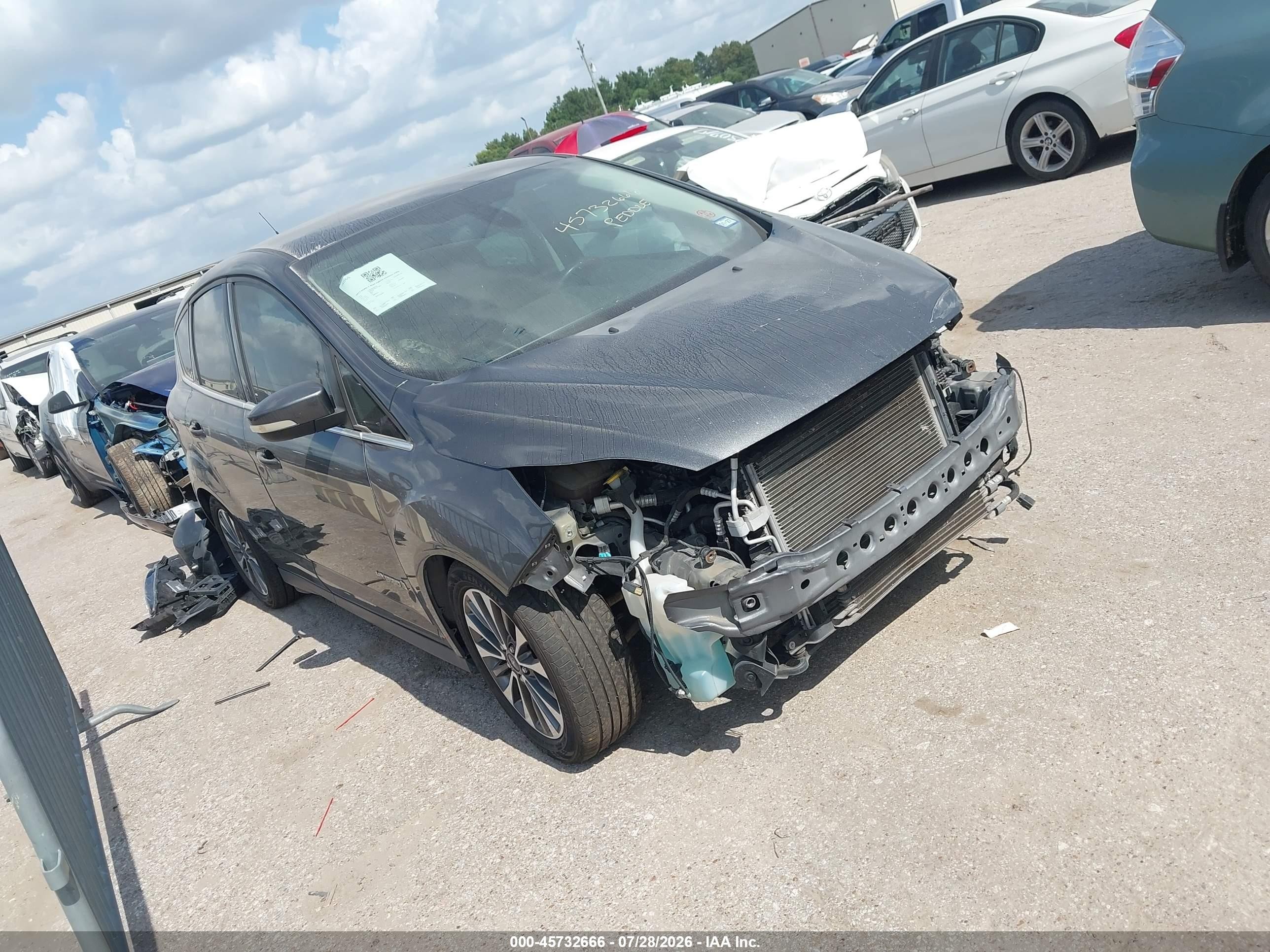 2017 Ford C-Max Titanium, VIN 1FADP5DU4HL117975 — Обычный износ