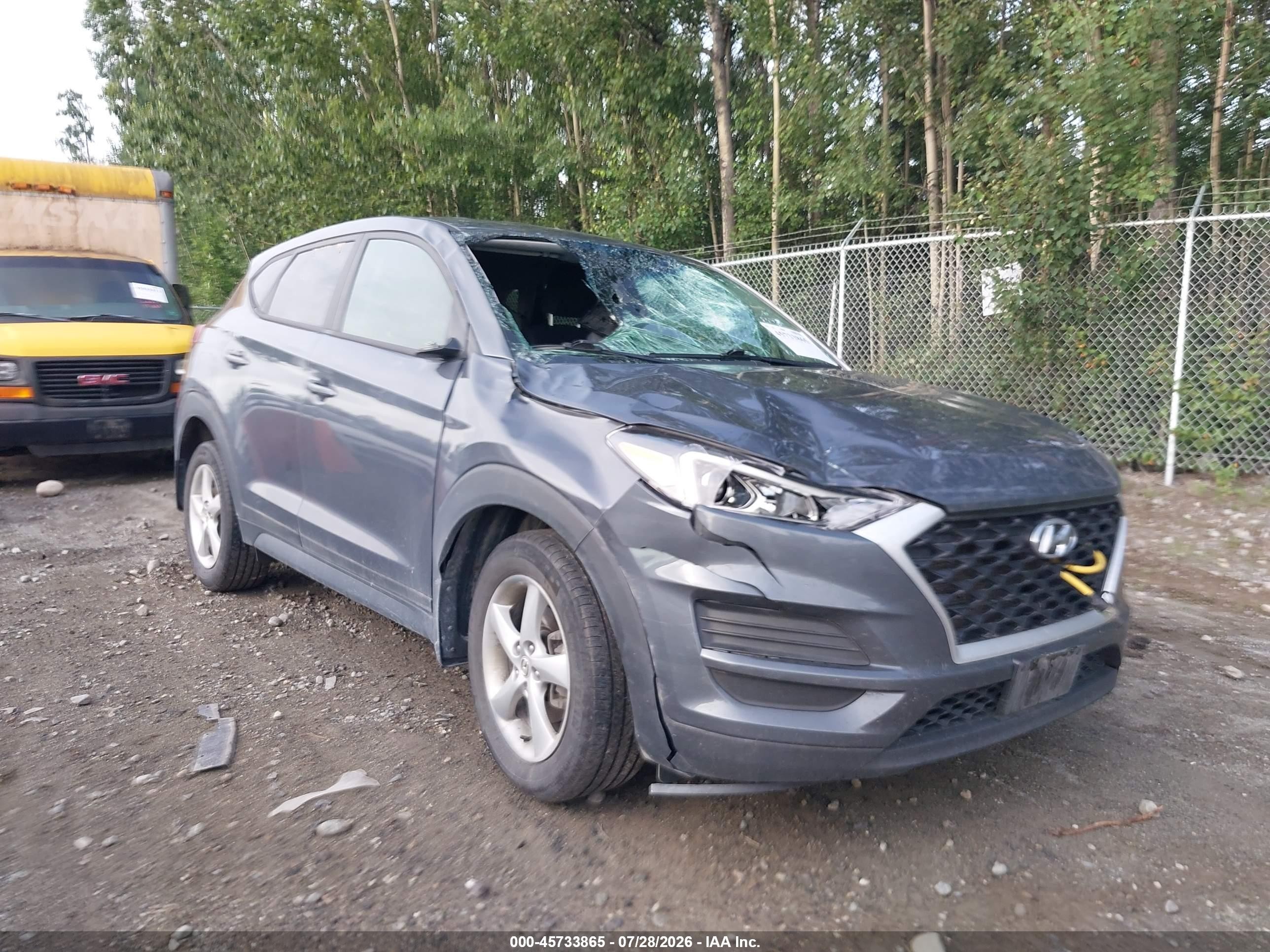 2021 Hyundai Tucson SE, VIN KM8J2CA43MU364828 — Front end