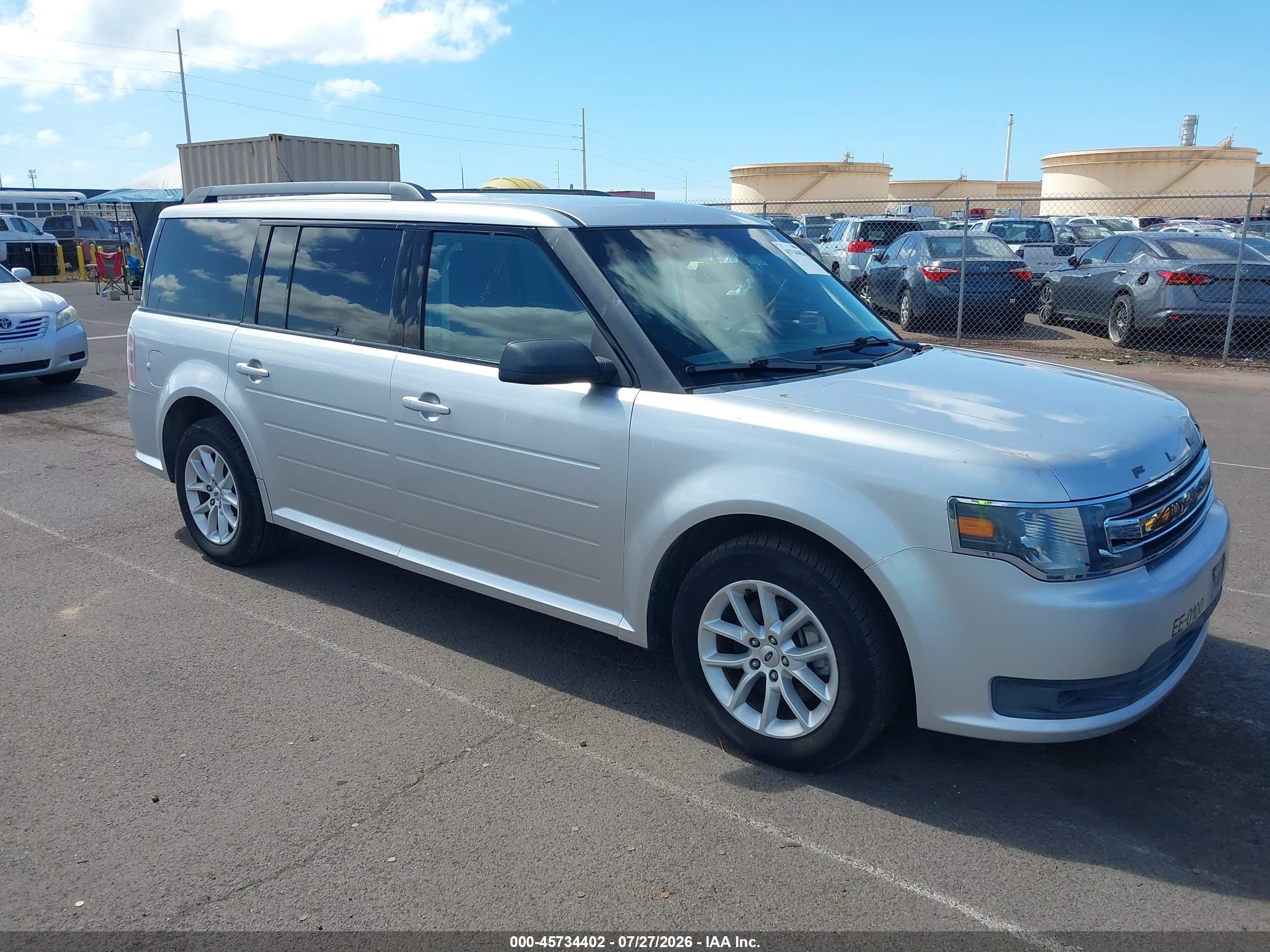 2018 Ford Flex SE, VIN 2FMGK5B88JBA07864 — Normal wear