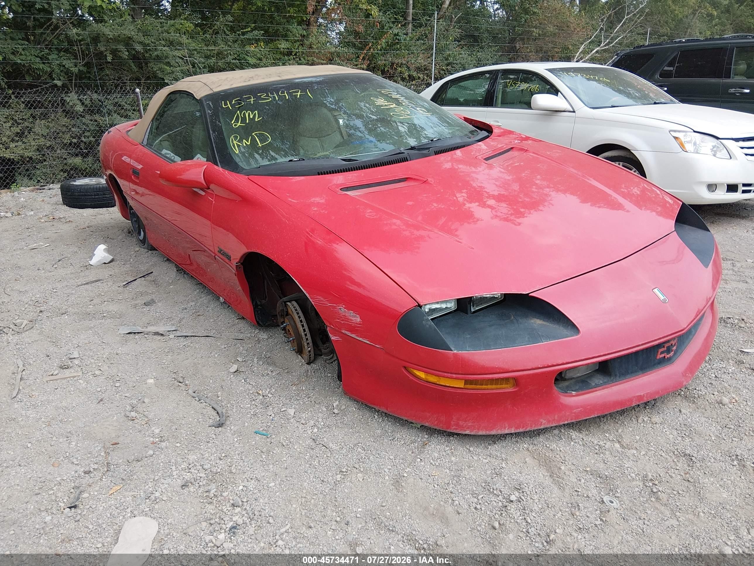 1995 Chevrolet Camaro Z28, VIN 2G1FP32P7S2222286 — Normal wear