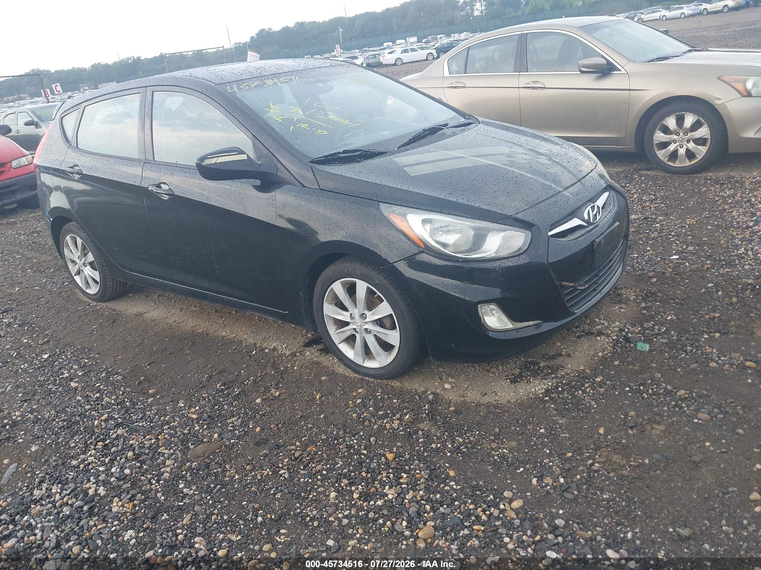 2012 Hyundai Accent SE, VIN KMHCU5AE9CU018319 — Normal wear