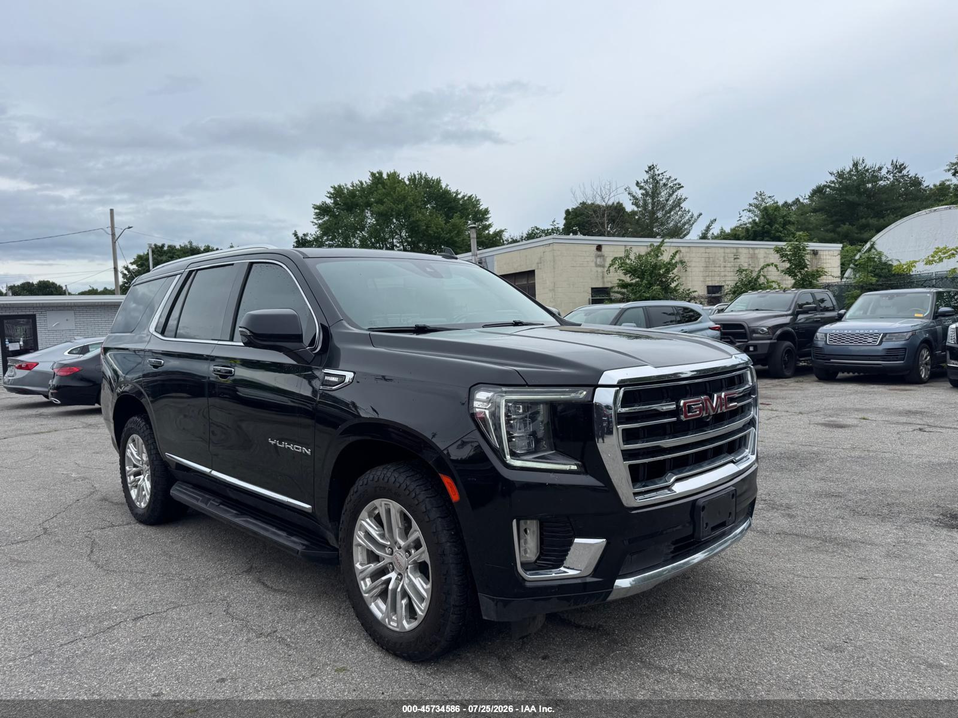 2022 GMC Yukon SLT, VIN 1GKS2BKT7NR237808 — Not stated