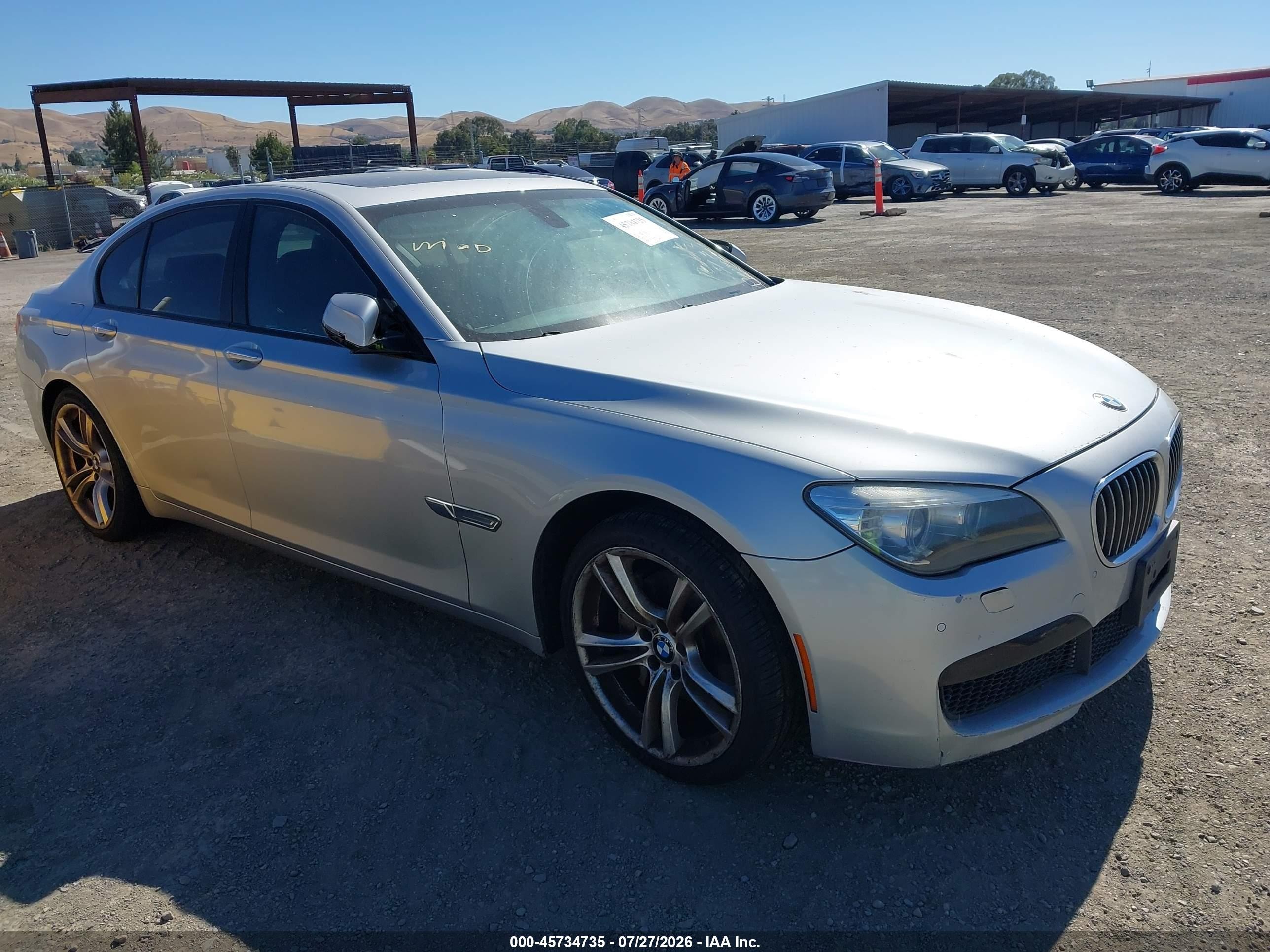 2013 BMW 7 Series 740i, VIN WBAYA6C55DD143631 — Normal wear