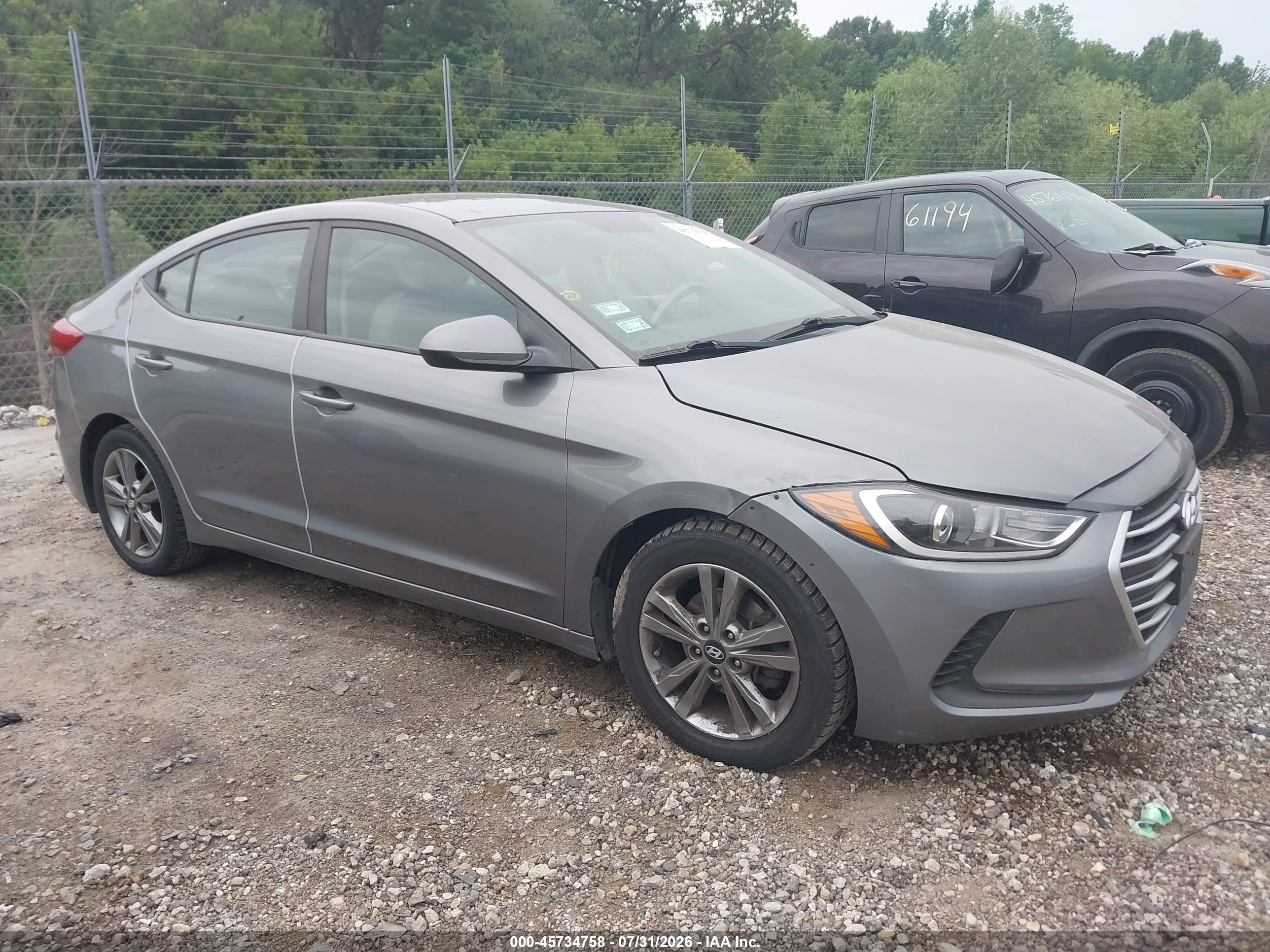 2018 Hyundai Elantra SEL, VIN 5NPD84LF7JH251698 — Normal wear