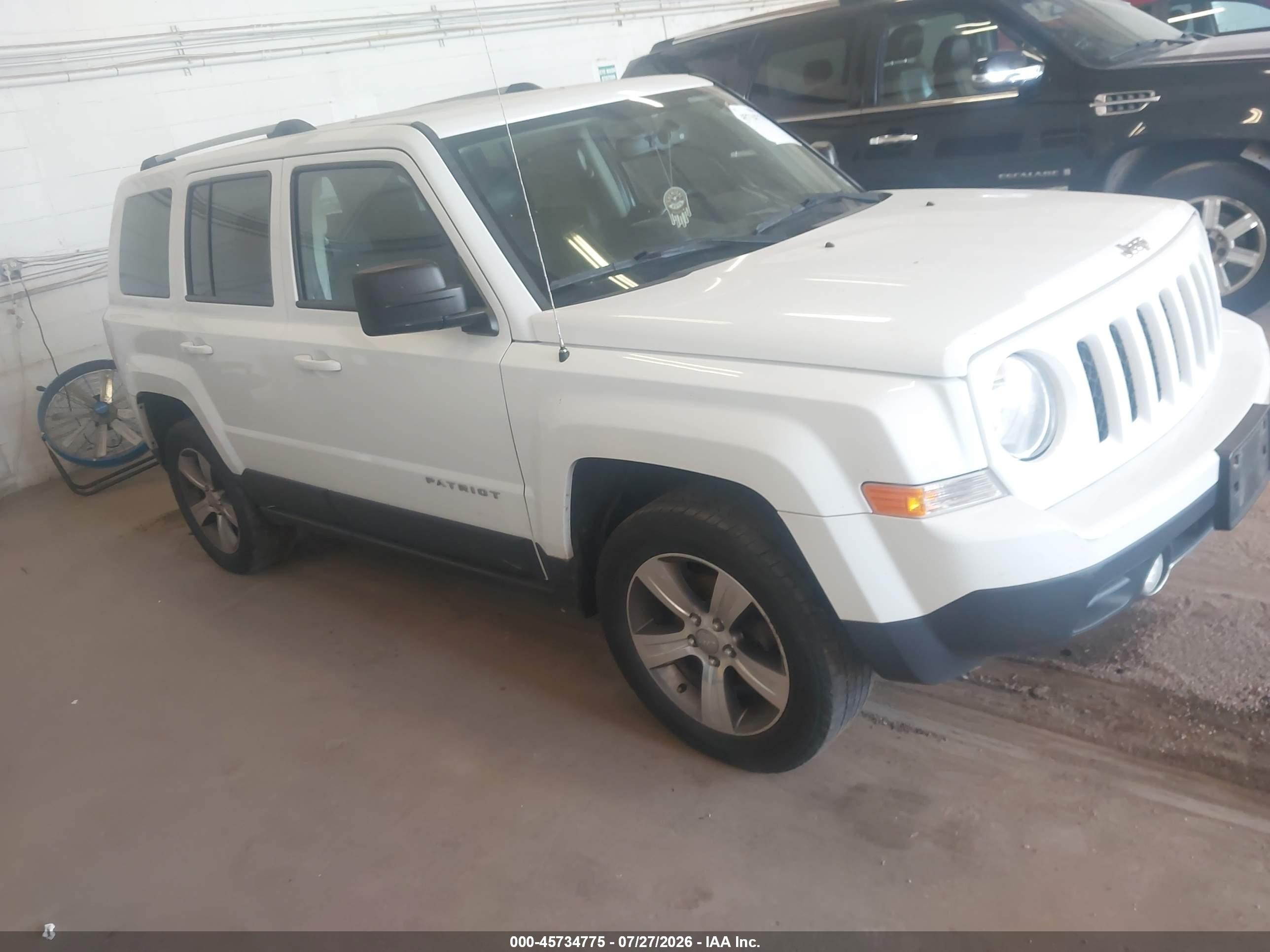 2017 Jeep Patriot High Altitude, VIN 1C4NJRFB8HD109259 — Normal wear