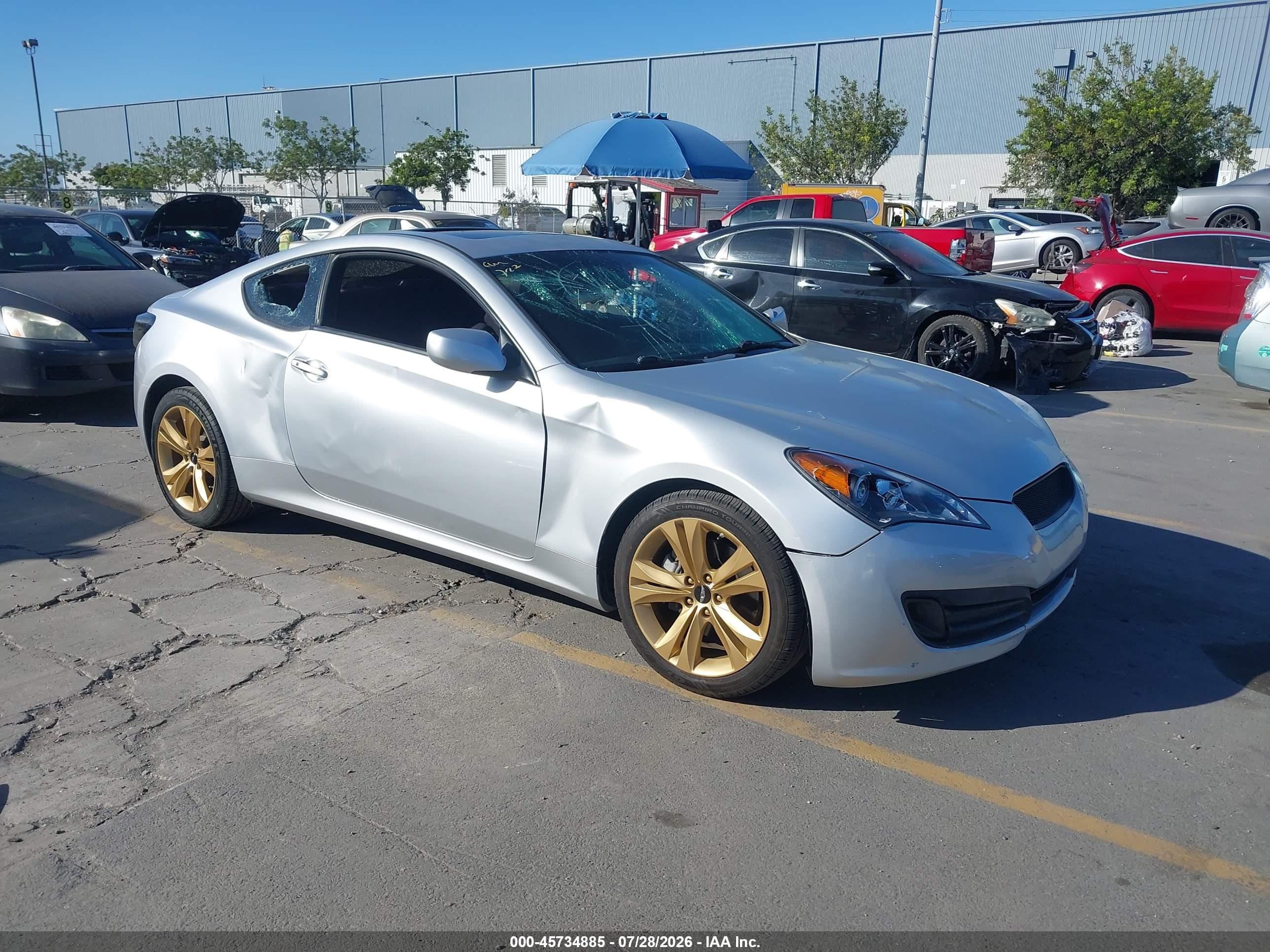 2010 Hyundai Genesis Coupe R-Spec, VIN KMHHT6KD5AU016682 — Side