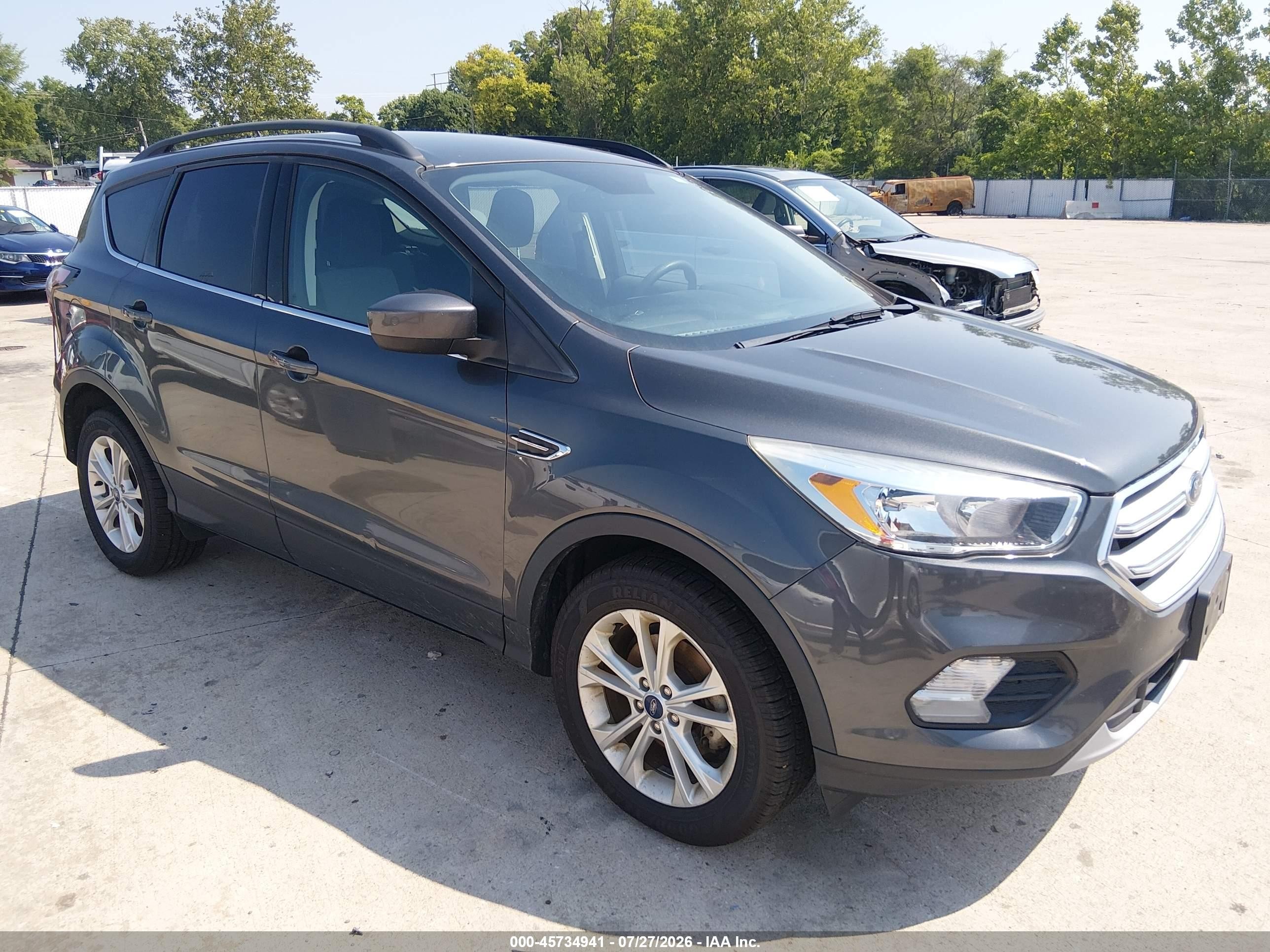 2018 Ford Escape SE, VIN 1FMCU0GD7JUC48228 — Normal wear