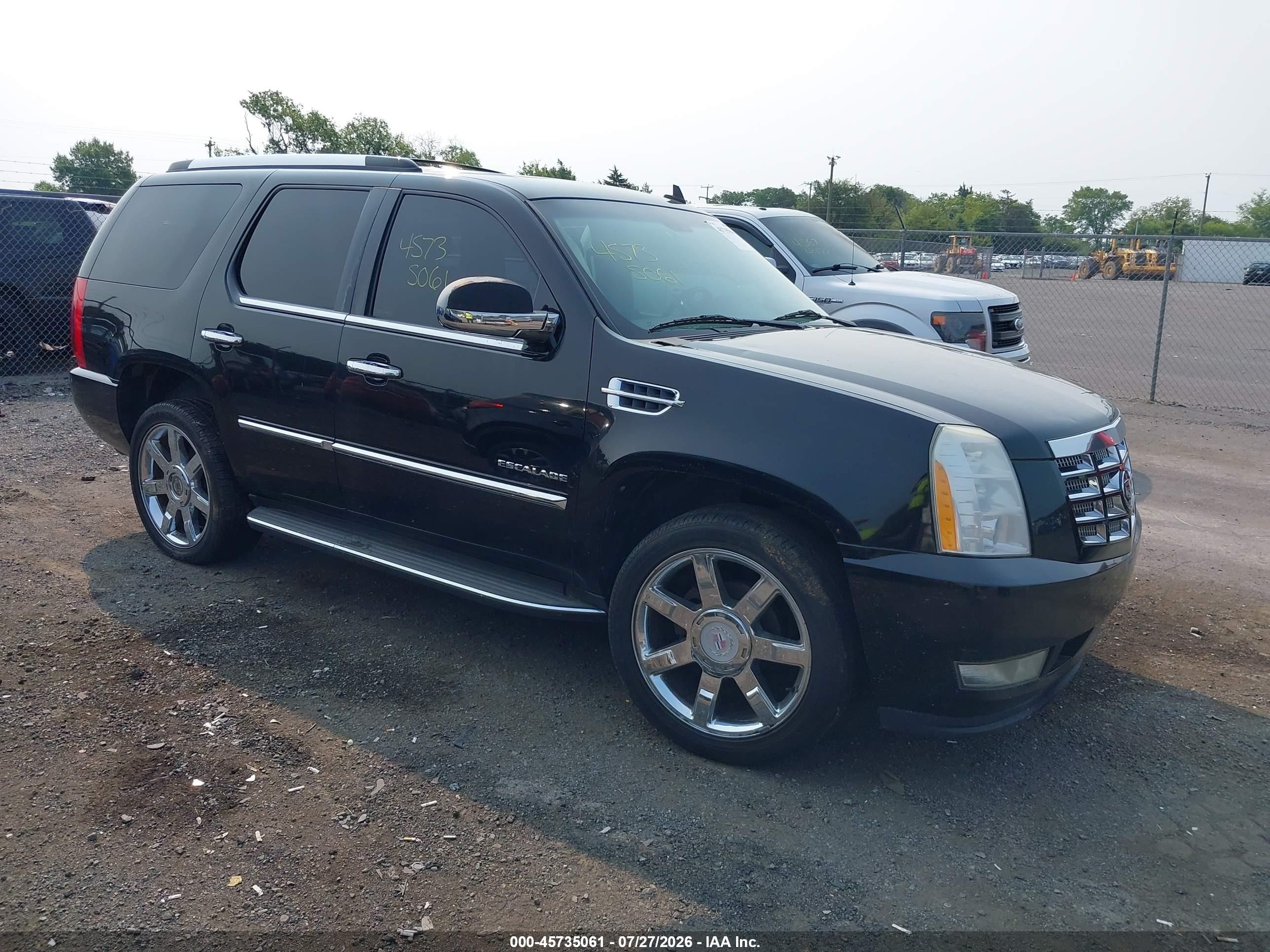 2009 Cadillac Escalade, VIN 1GYFK23229R293528 — Normal wear