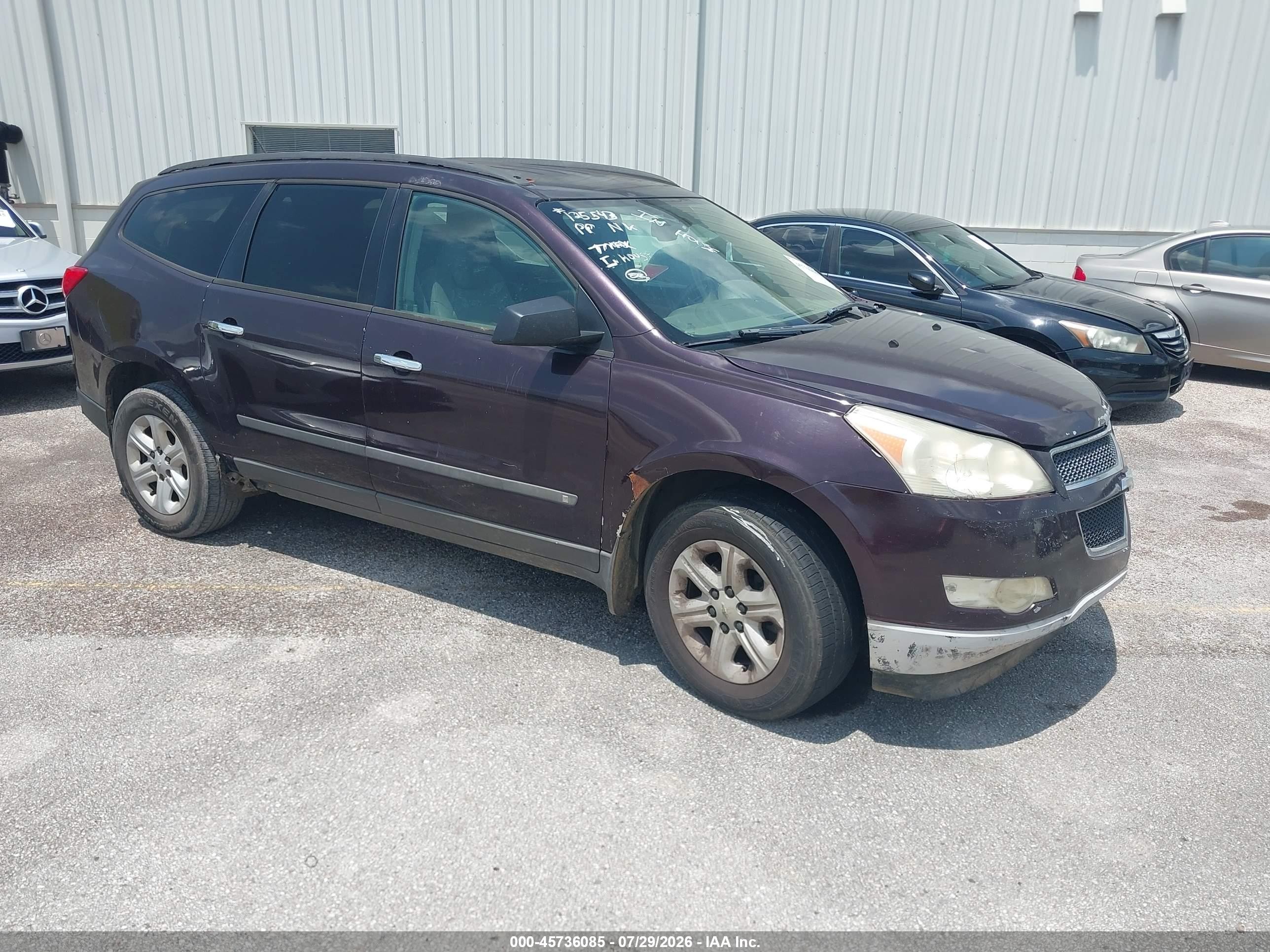 2009 Chevrolet Traverse LS, VIN 1GNER13D29S125543 — Normal wear