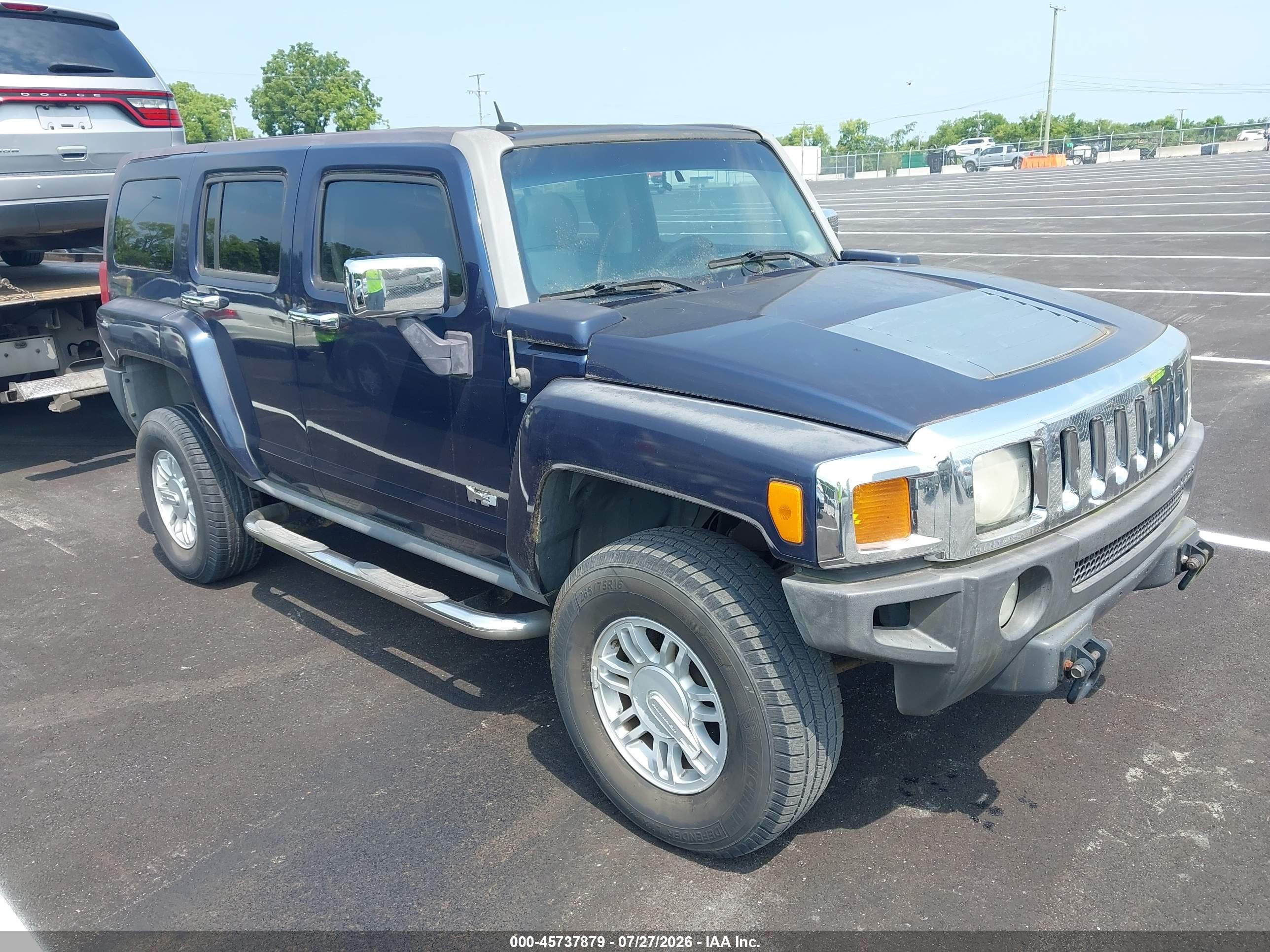 2007 Hummer H3 SUV, VIN 5GTDN13E078253663 — Normal wear