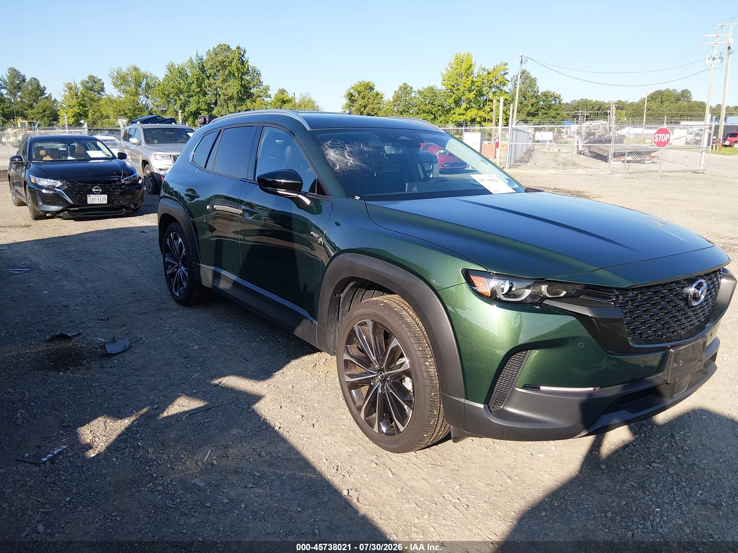 2026 Mazda CX-50 2.5 S Premium, VIN 7MMVABDL1TN494220 — Rear end