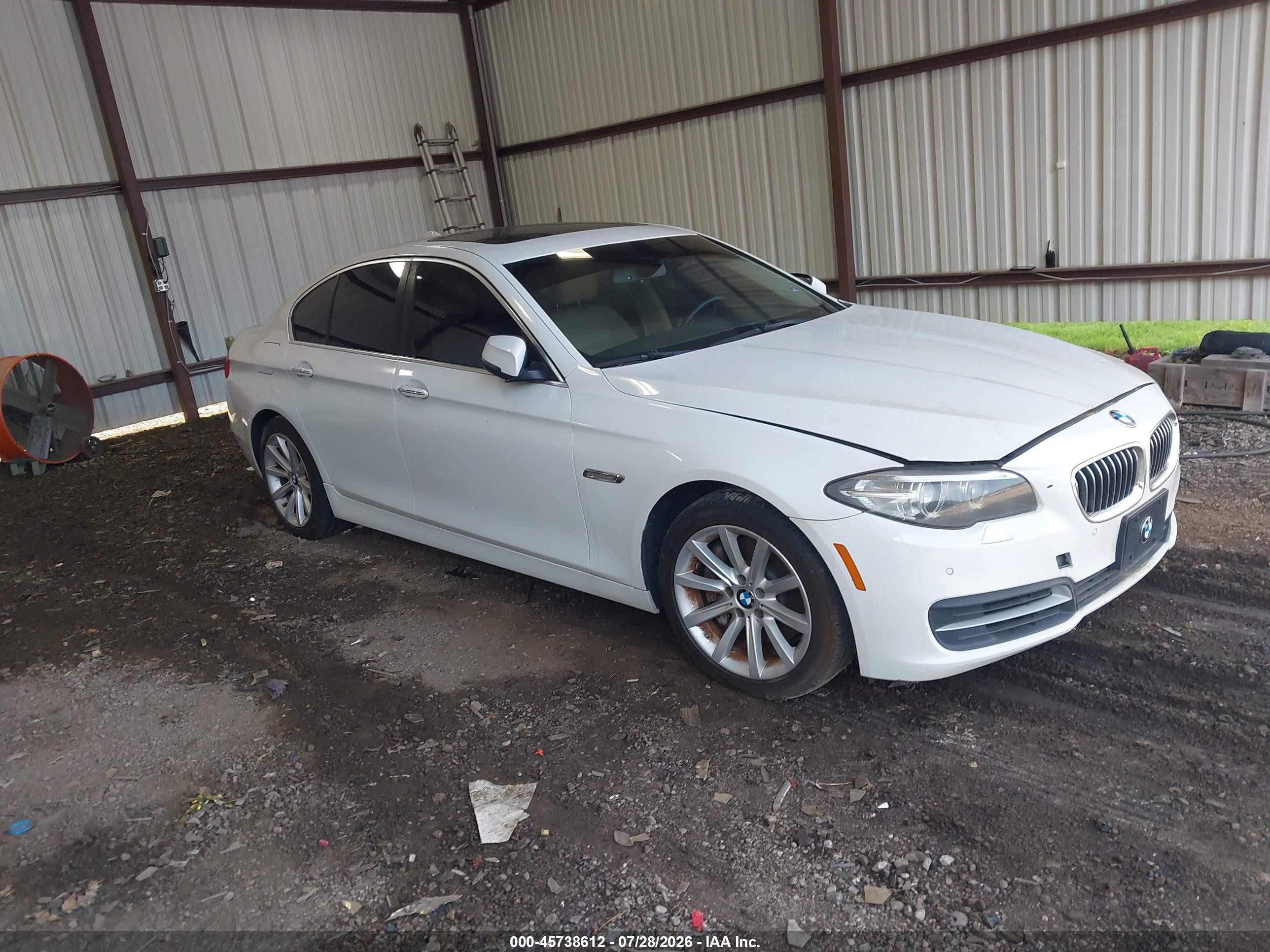 2014 BMW 5 Series 535i, VIN WBA5B1C59ED481330 — Normal wear