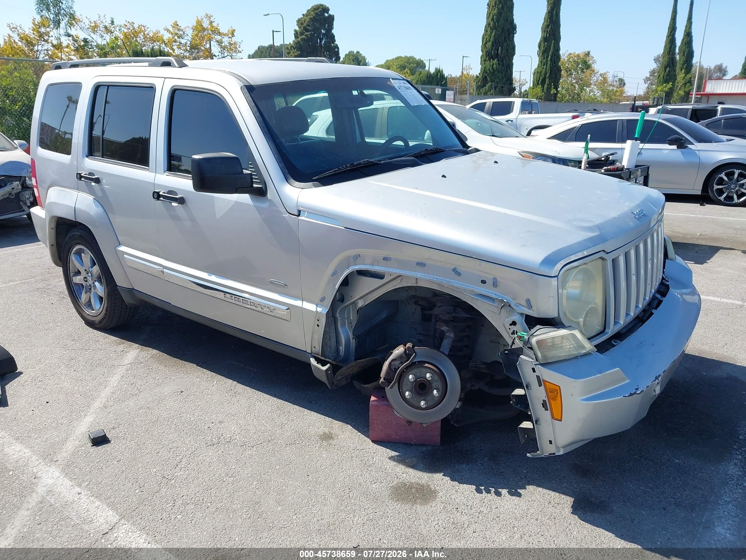 2012 Jeep Liberty Sport, VIN 1C4PJLAK7CW189034 — Перед