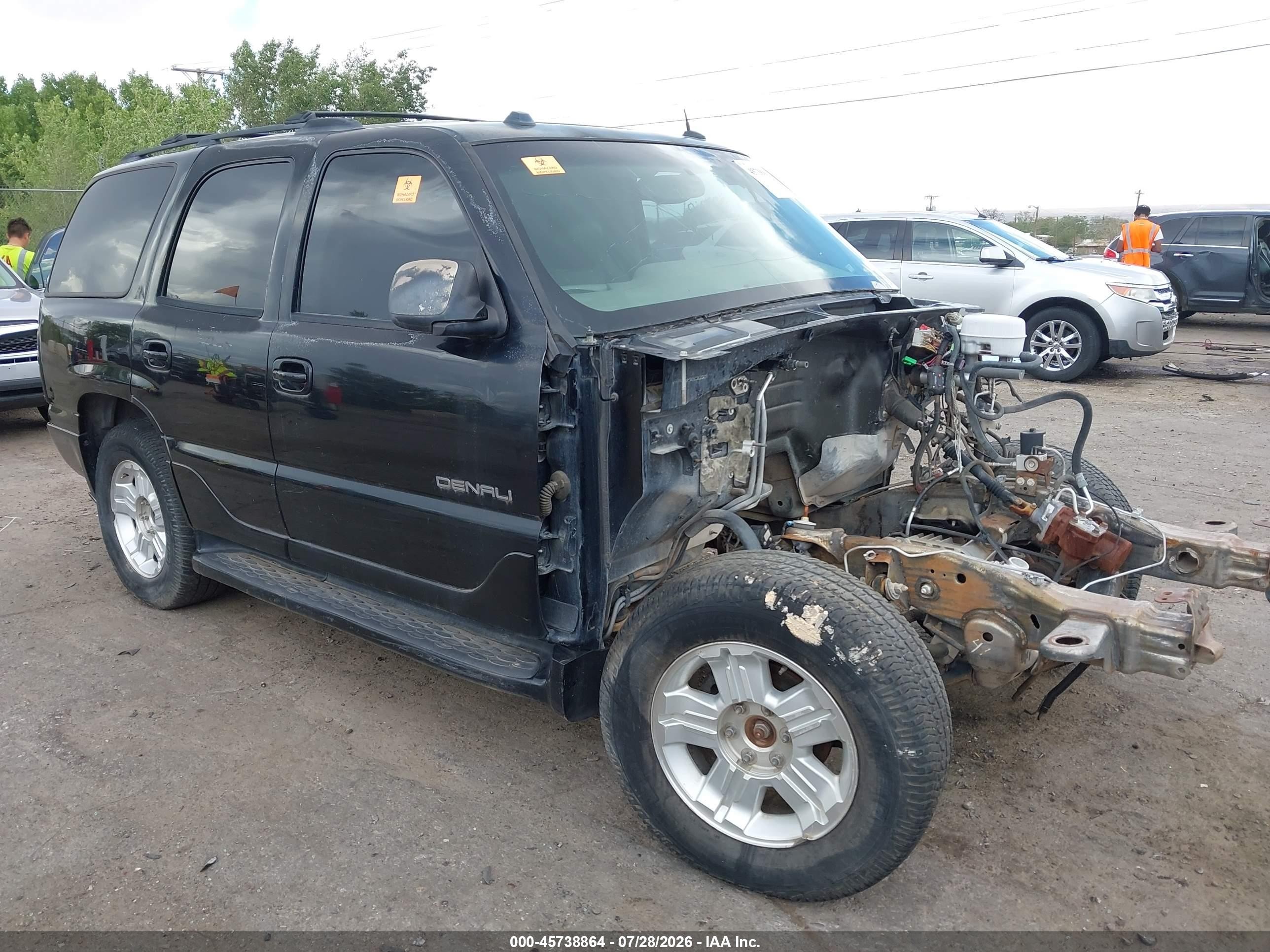 2004 GMC Yukon Denali, VIN 1GKEK63U14J234590 — Normal wear