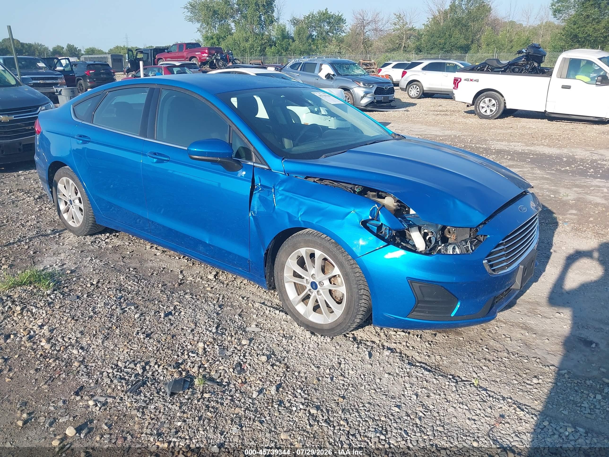 2019 Ford Fusion SE, VIN 3FA6P0HD1KR131301 — Front end