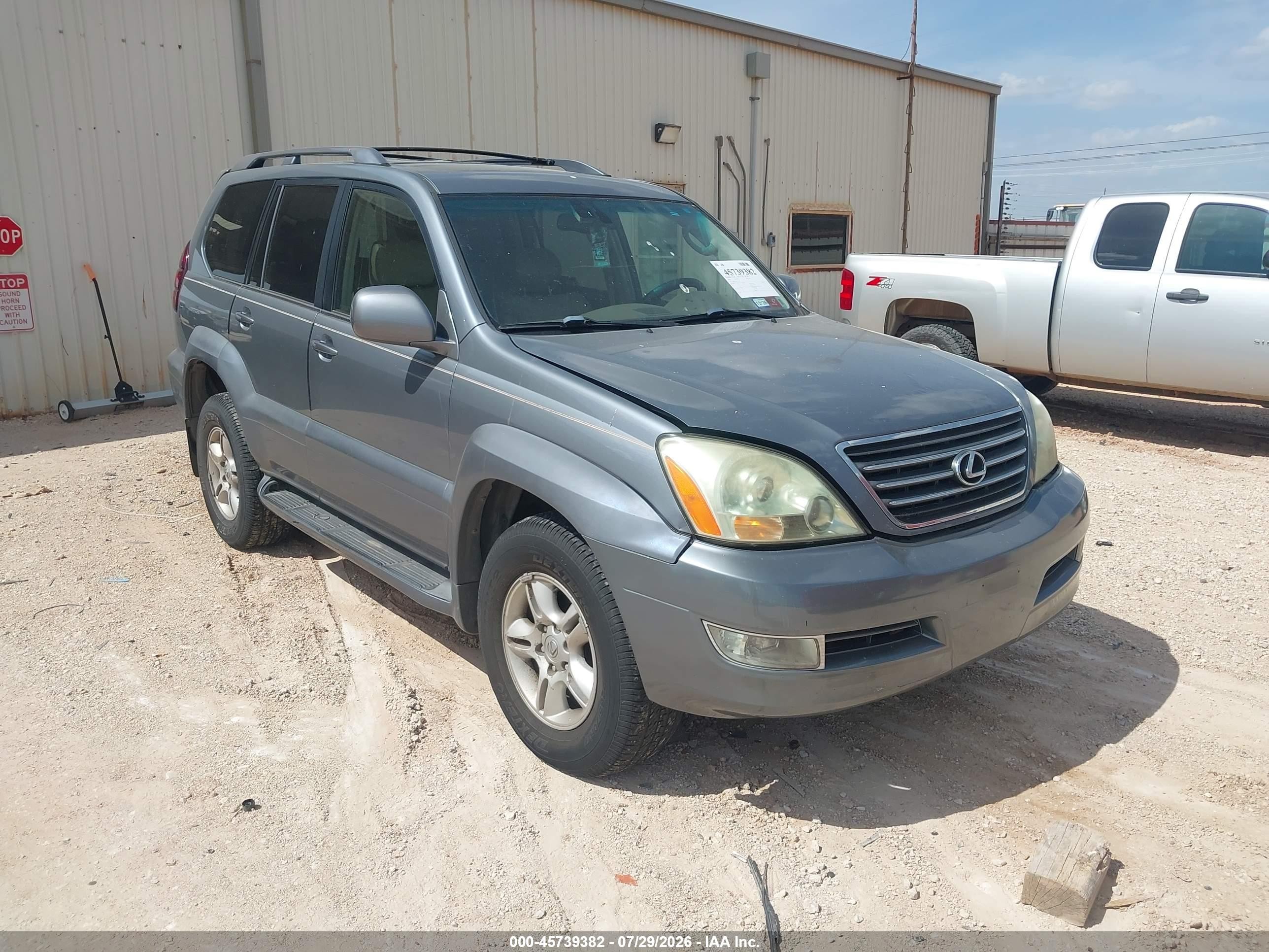 2004 Lexus GX 470, VIN JTJBT20X540027383 — Normal wear
