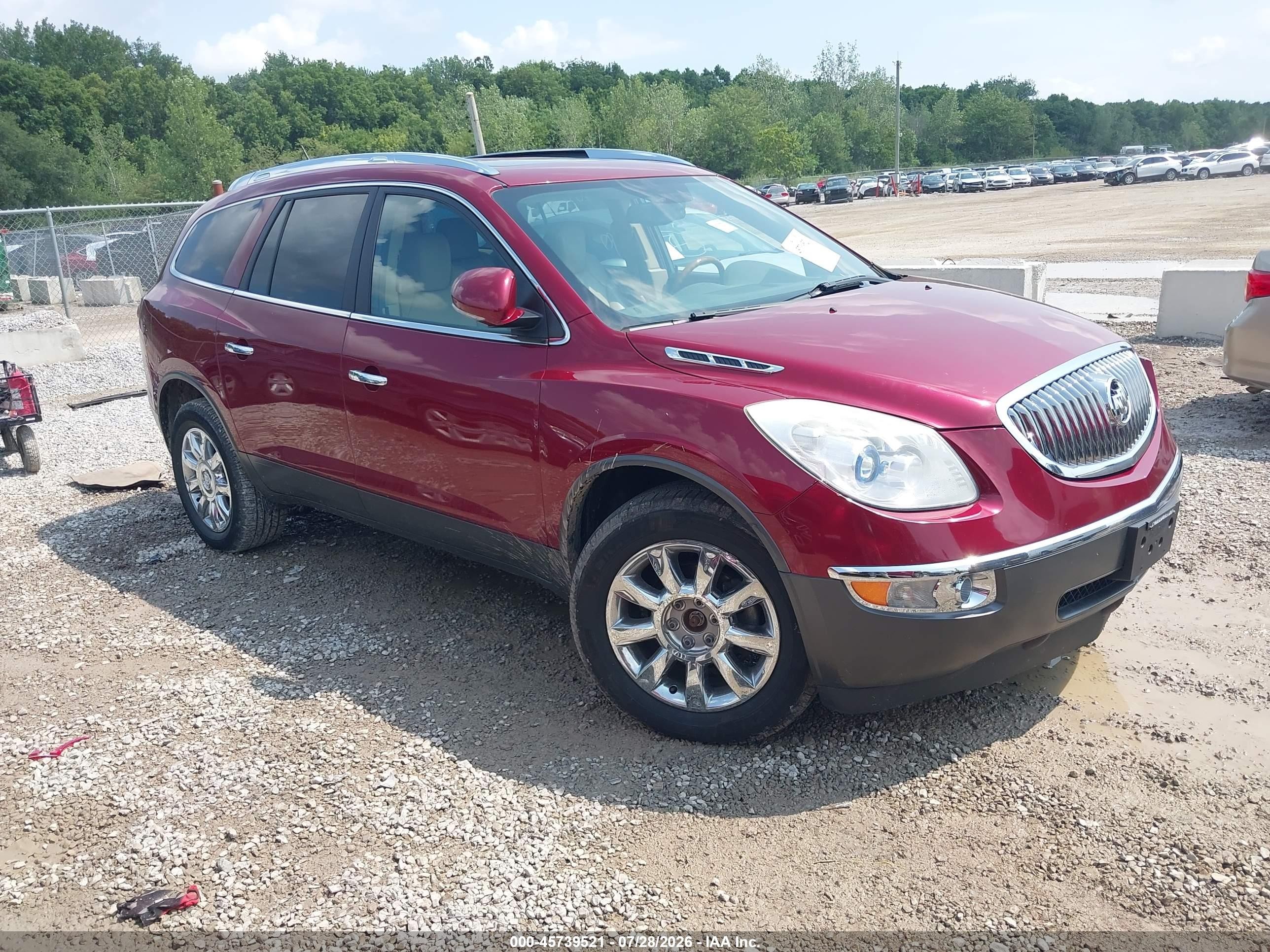 2011 Buick Enclave CXL-2, VIN 5GAKVCED0BJ151734 — Front end
