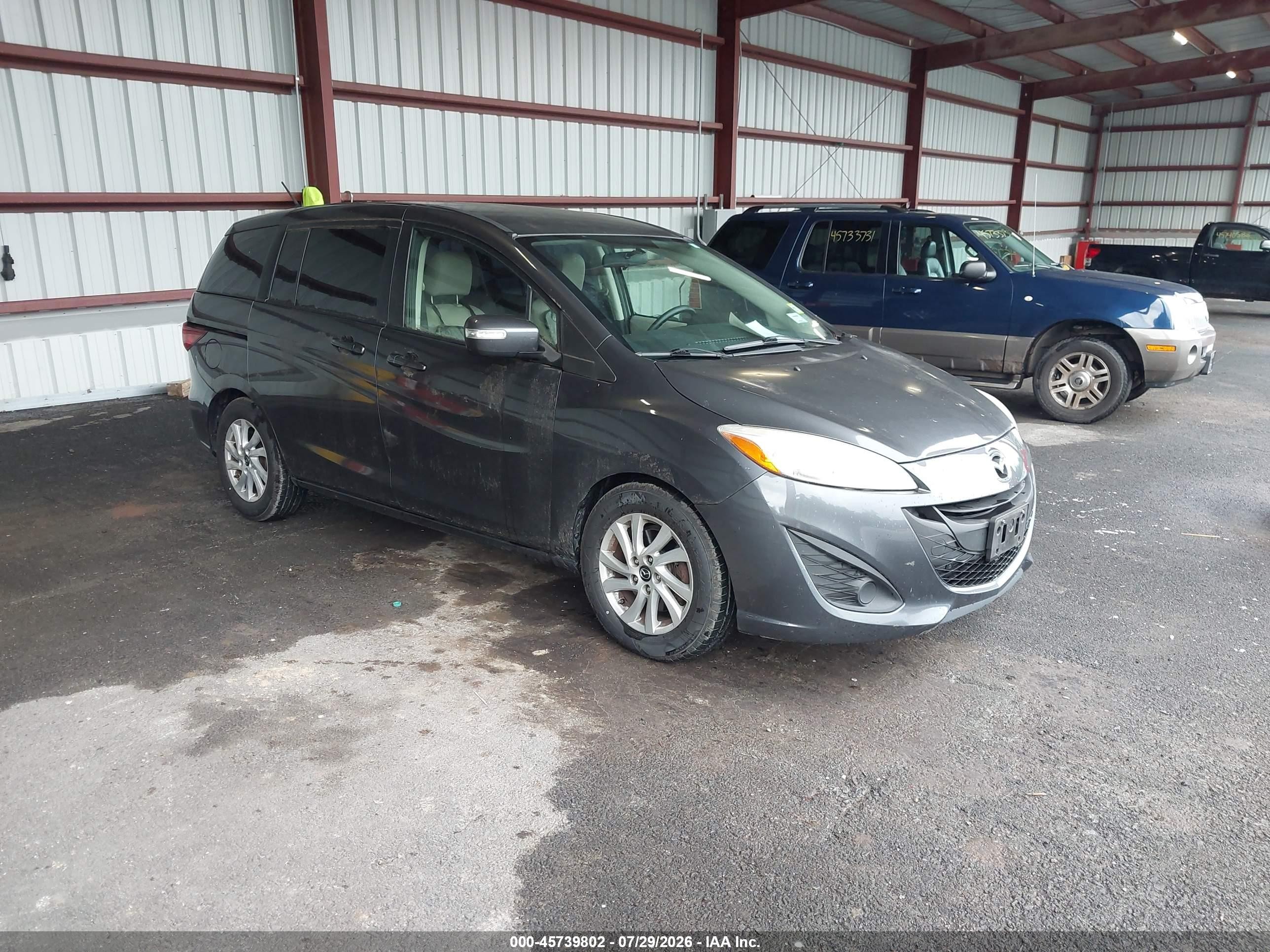 2014 Mazda 5 Sport, VIN JM1CW2BL2E0174724 — Normal wear