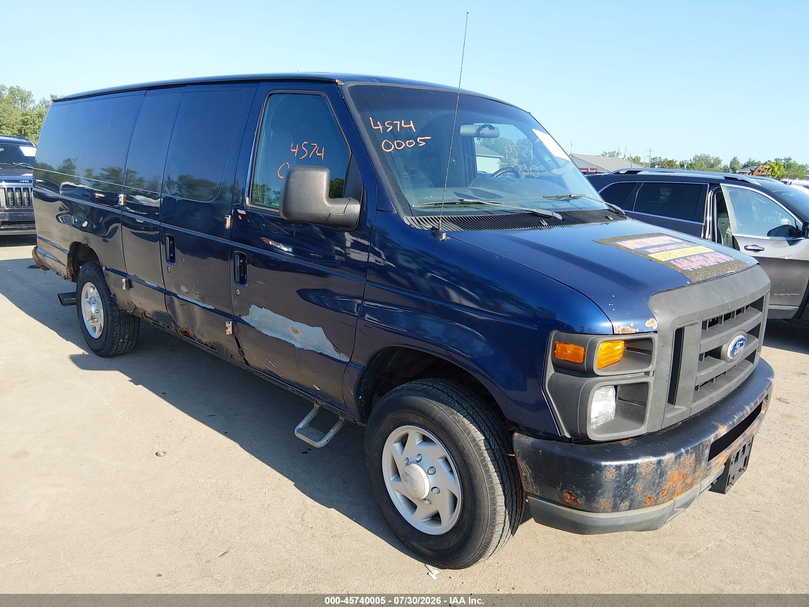 2010 Ford Econoline Cargo Commercial, VIN 1FTNS2EL7ADA94290 — Side