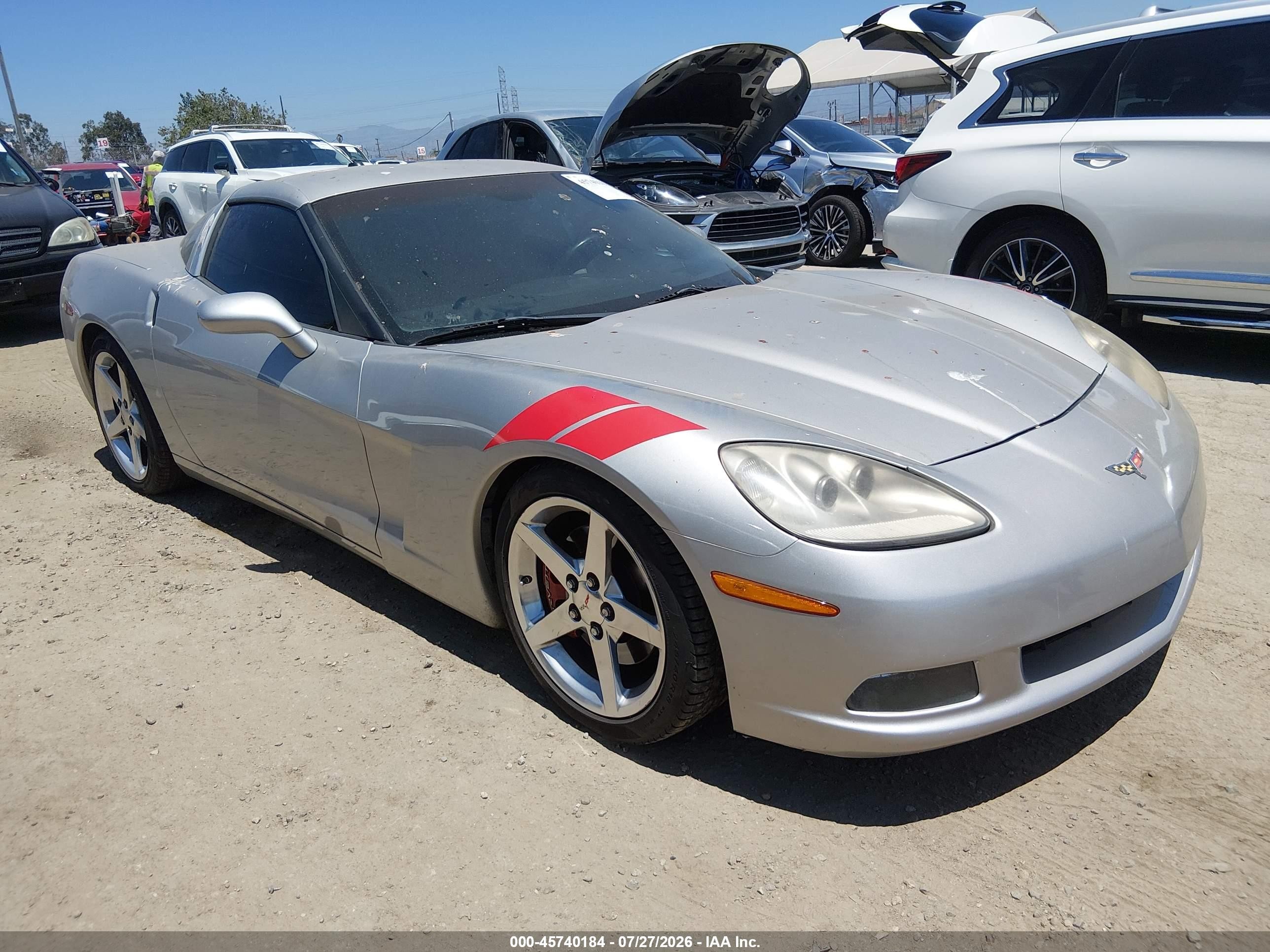 2005 Chevrolet Corvette, VIN 1G1YY24U055131162 — Перед
