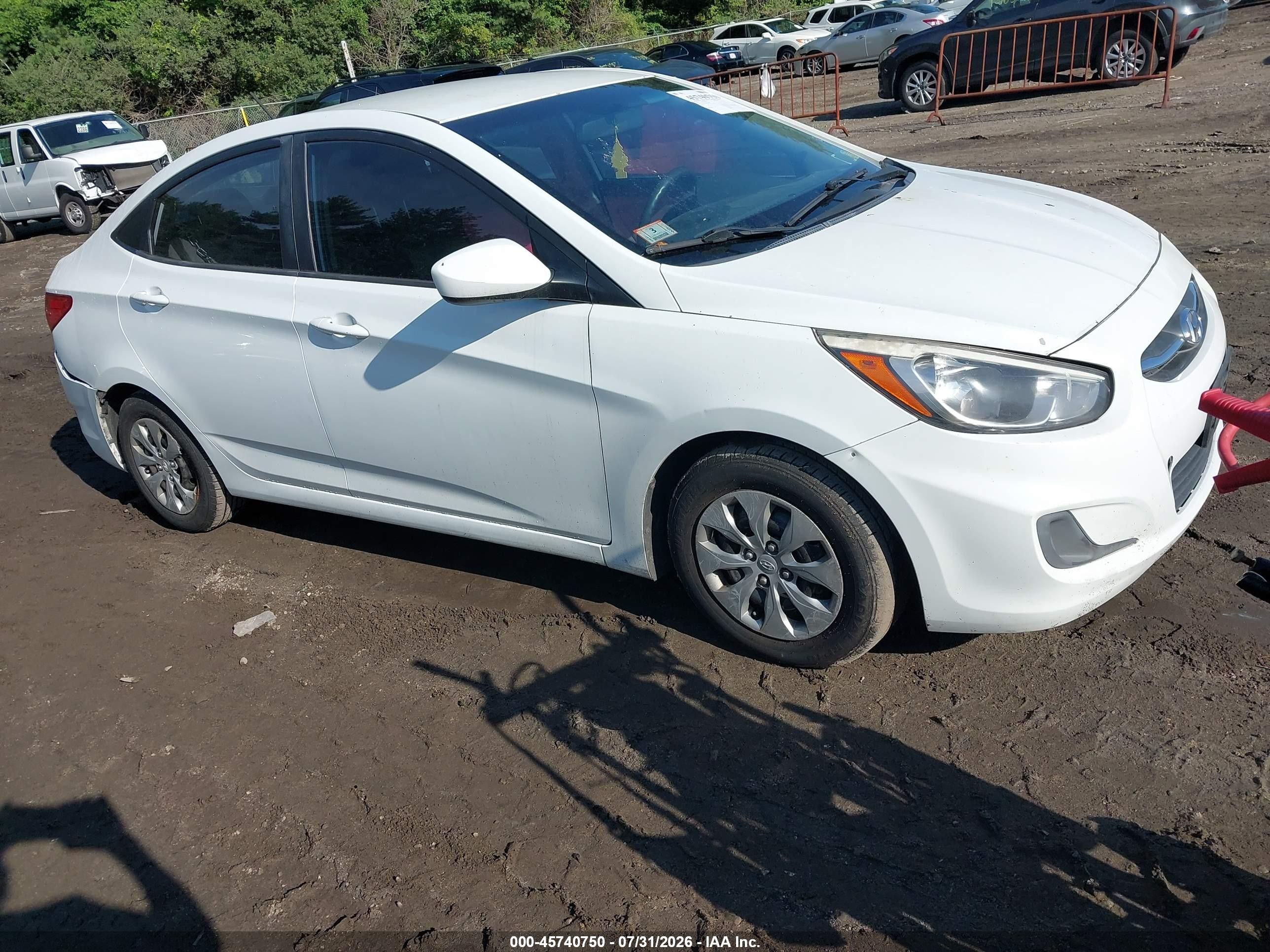 2016 Hyundai Accent SE, VIN KMHCT4AE9GU009851 — Rear end