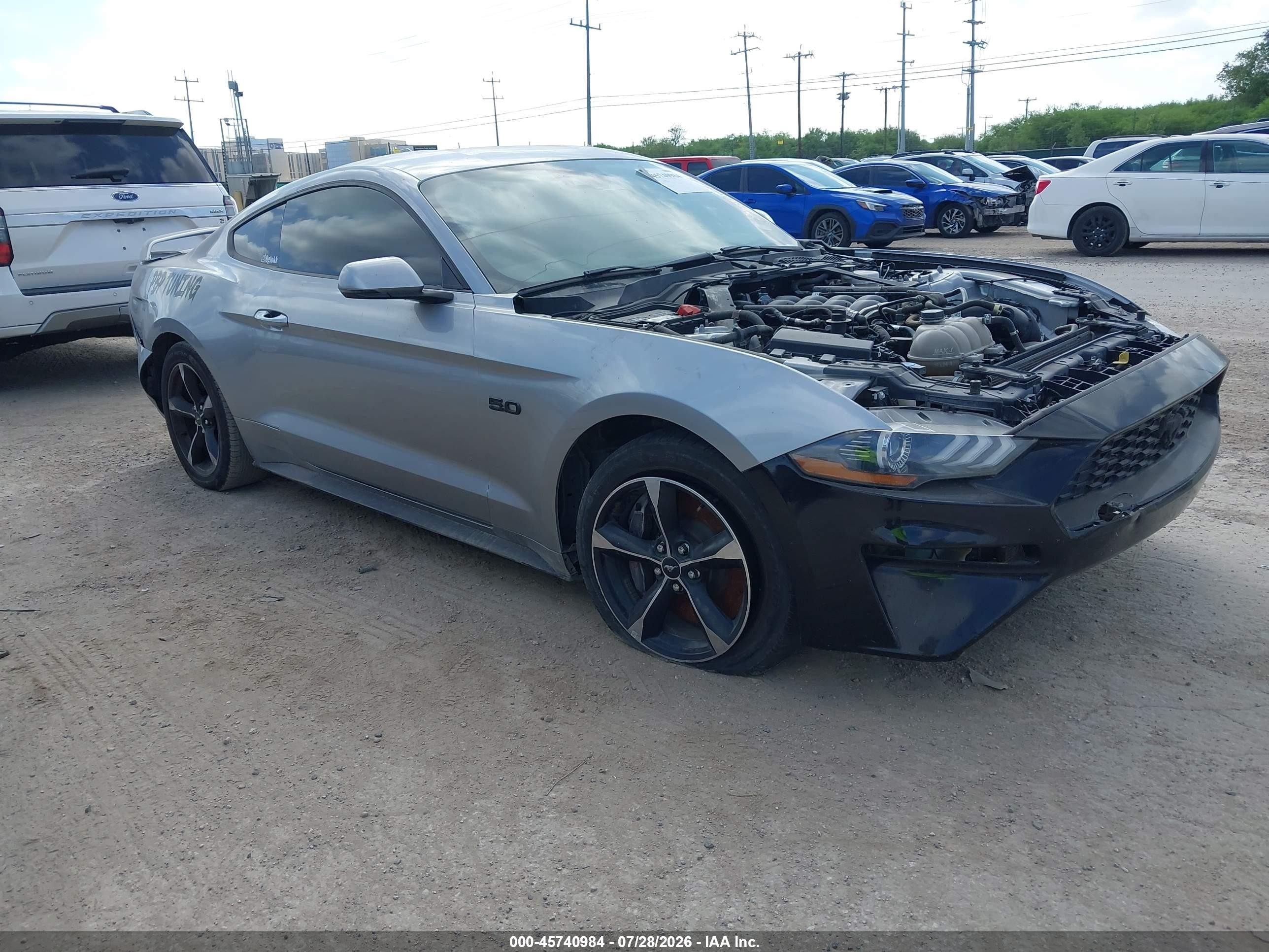 2020 Ford Mustang GT, VIN 1FA6P8CF1L5162818 — Normal wear