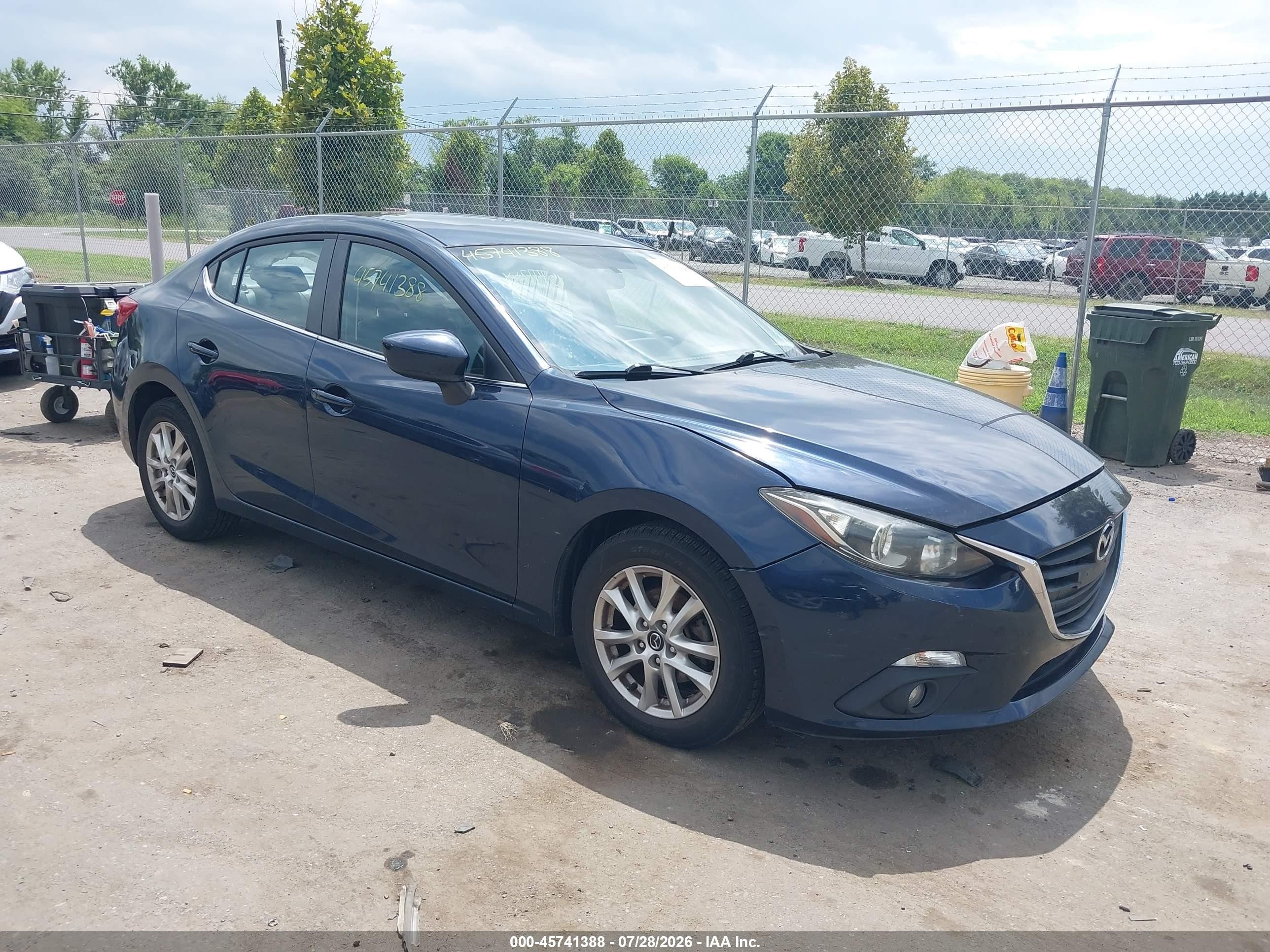 2014 Mazda 3 i Grand Touring, VIN JM1BM1W72E1121931 — Front end