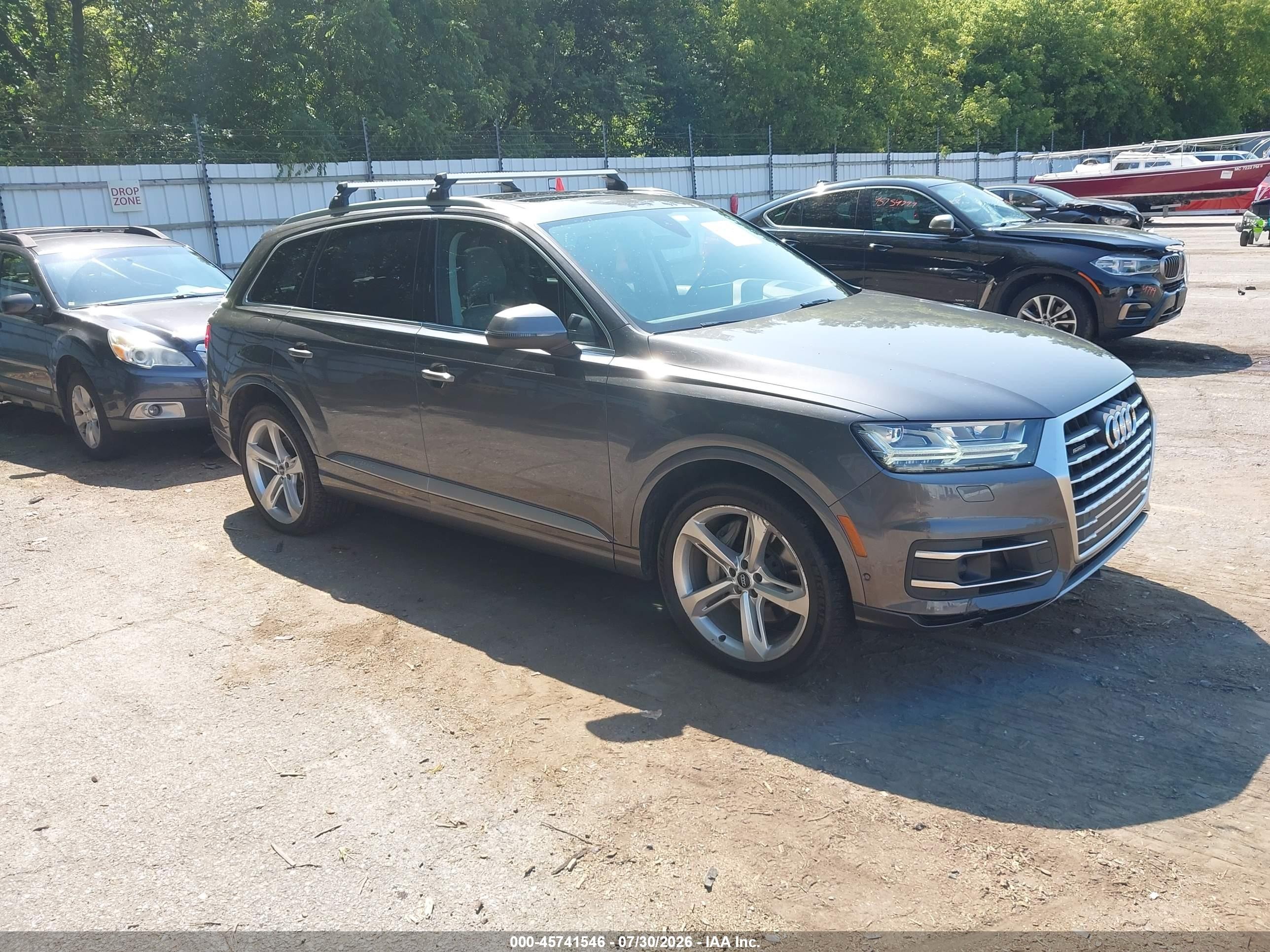 2019 Audi Q7 Prestige, VIN WA1VABF78KD038231 — Front end