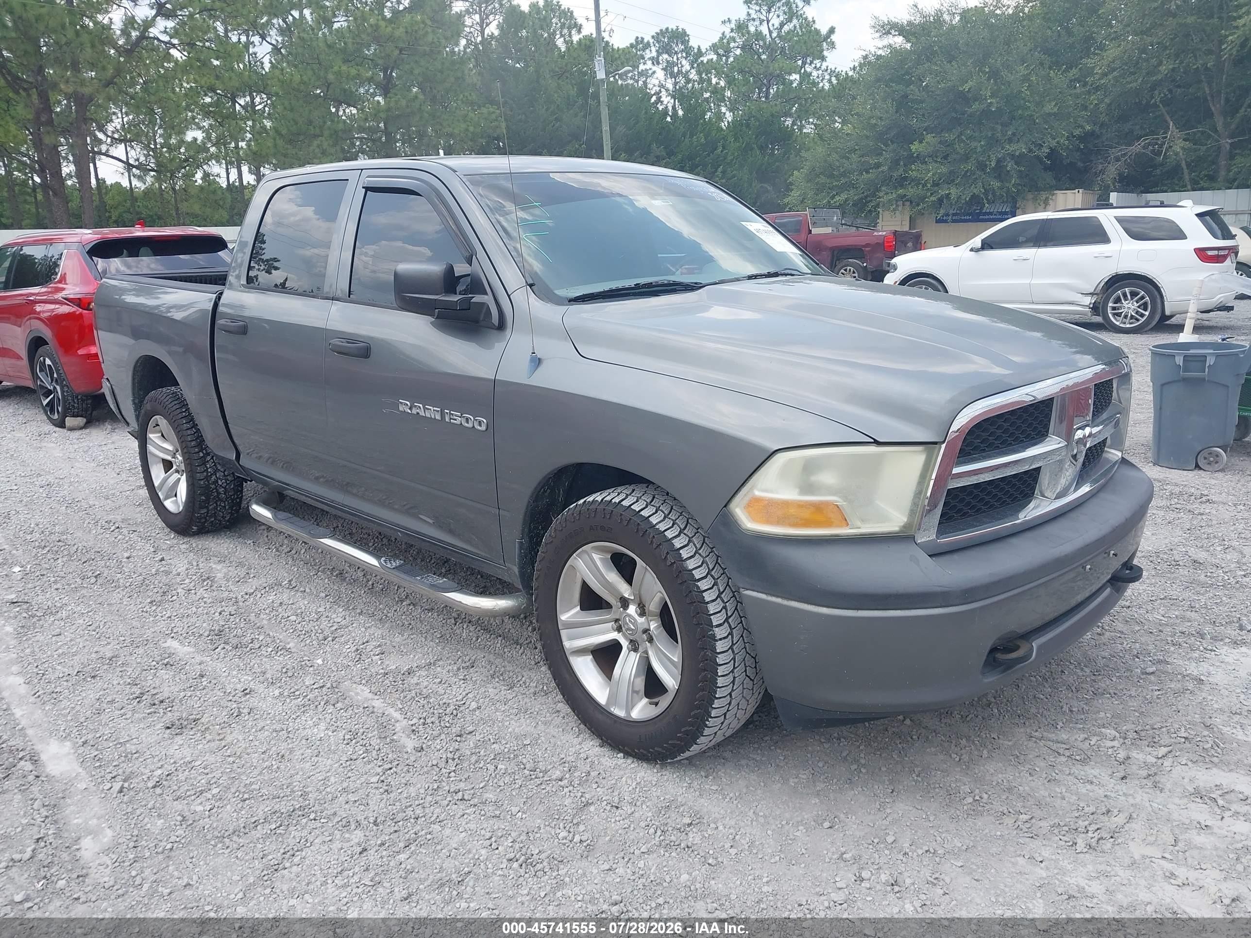 2011 Ram 1500 Outdoorsman, VIN 1D7RV1CP5BS683883 — Зад