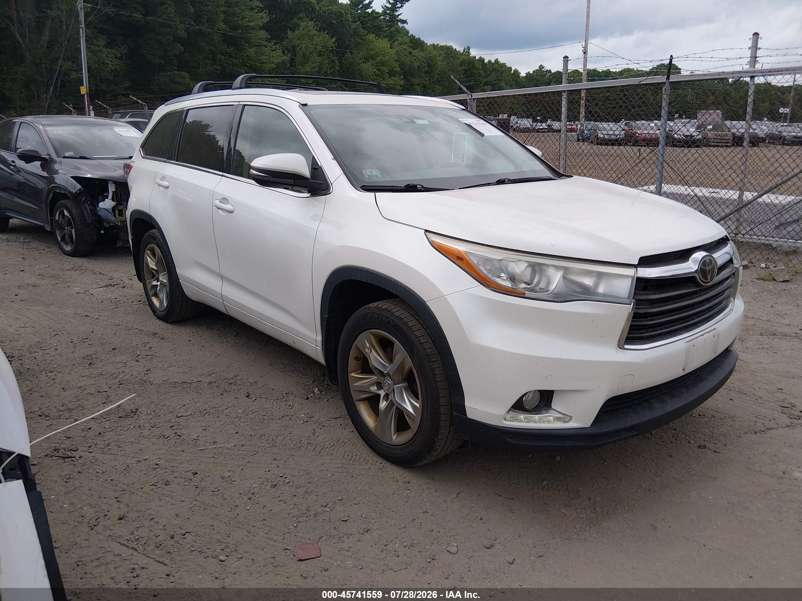 2015 Toyota Highlander Limited, VIN 5TDDKRFH2FS095650 — Normal wear