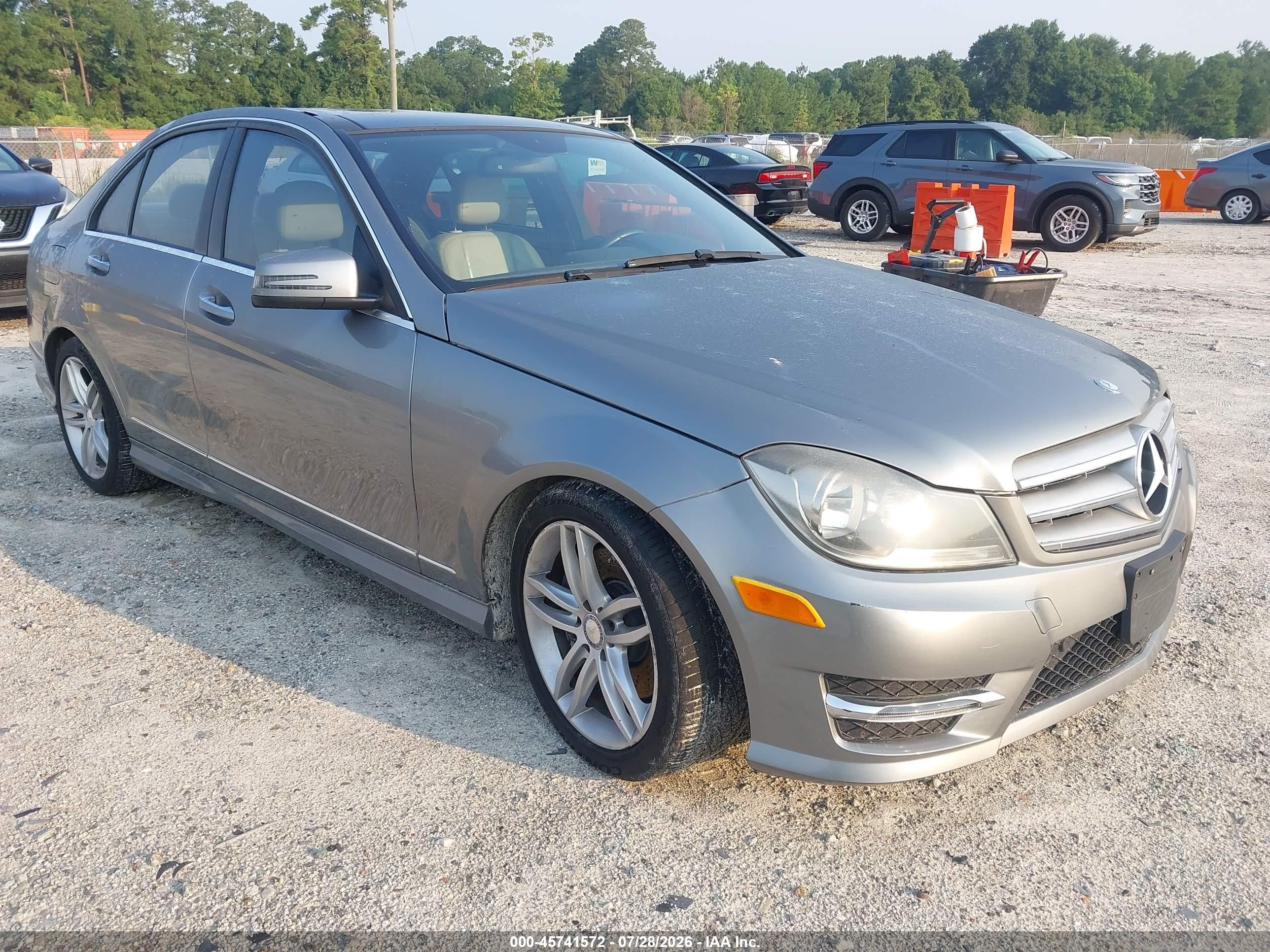 2013 Mercedes-Benz C 300 Sport, VIN WDDGF8AB5DR283840 — Storm