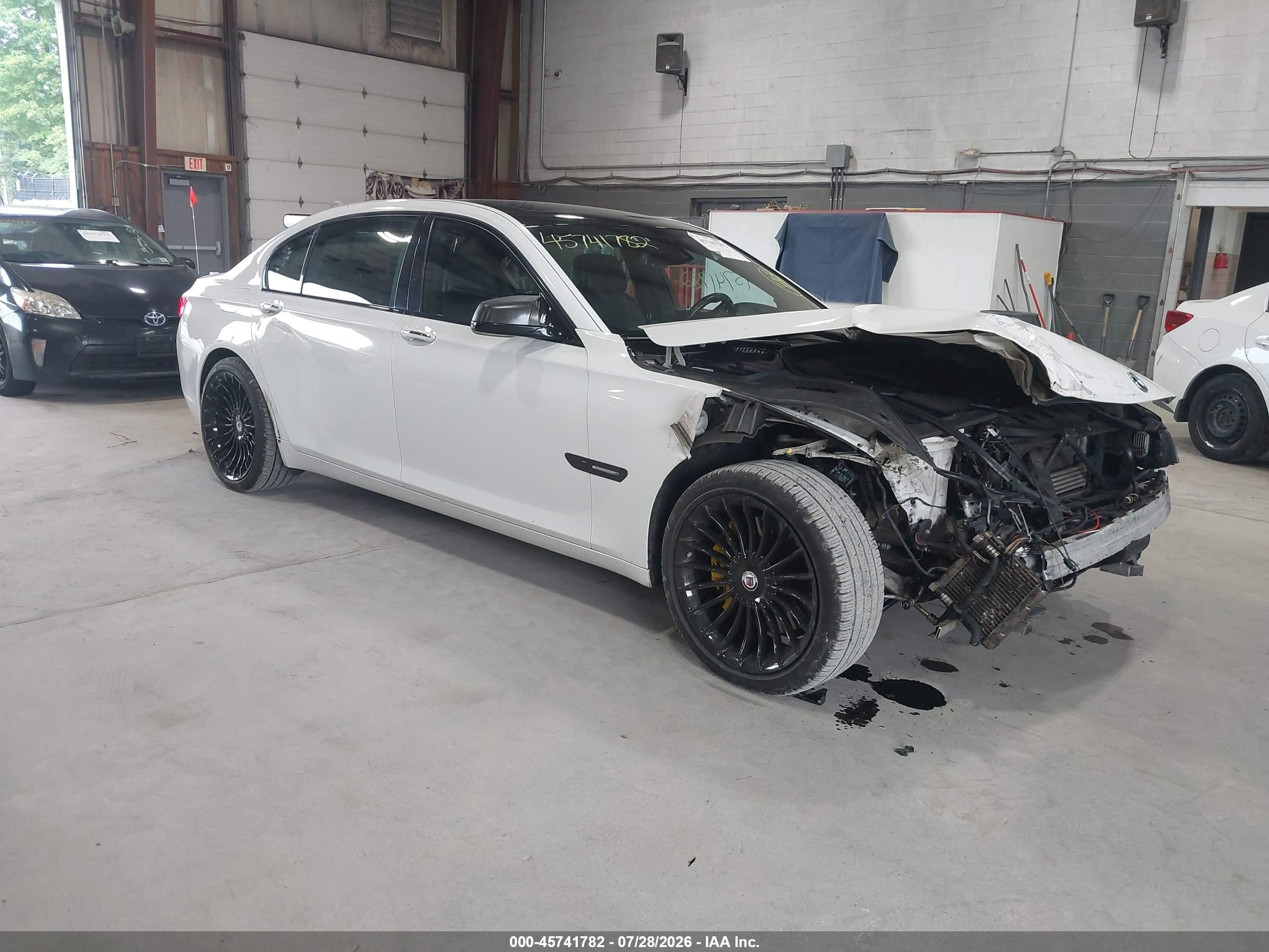 2012 BMW 7 Series 750Li xDrive, VIN WBAKC8C58CC436116 — Front end