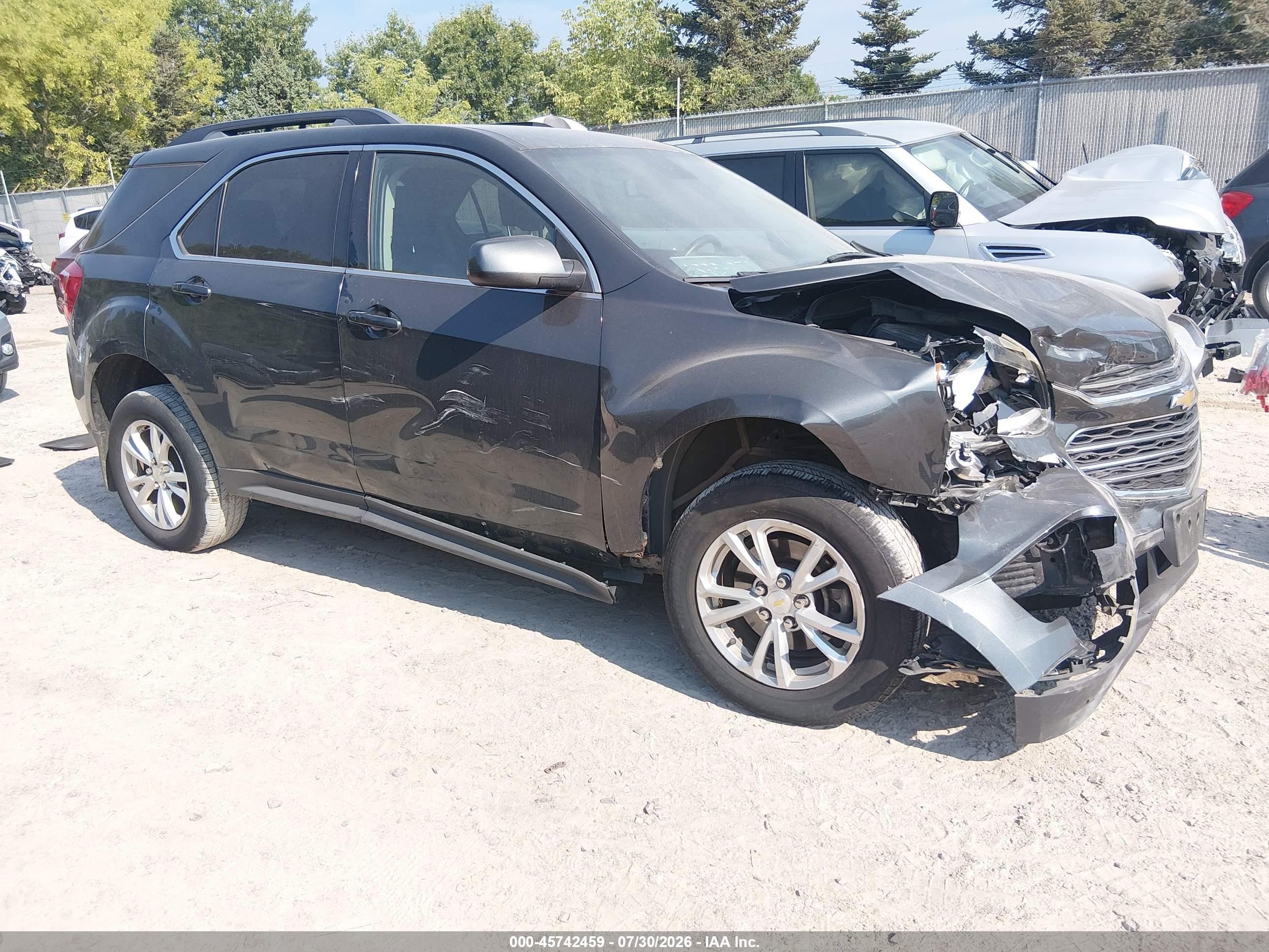 2017 Chevrolet Equinox LT, VIN 2GNFLFEK4H6220850 — Front end