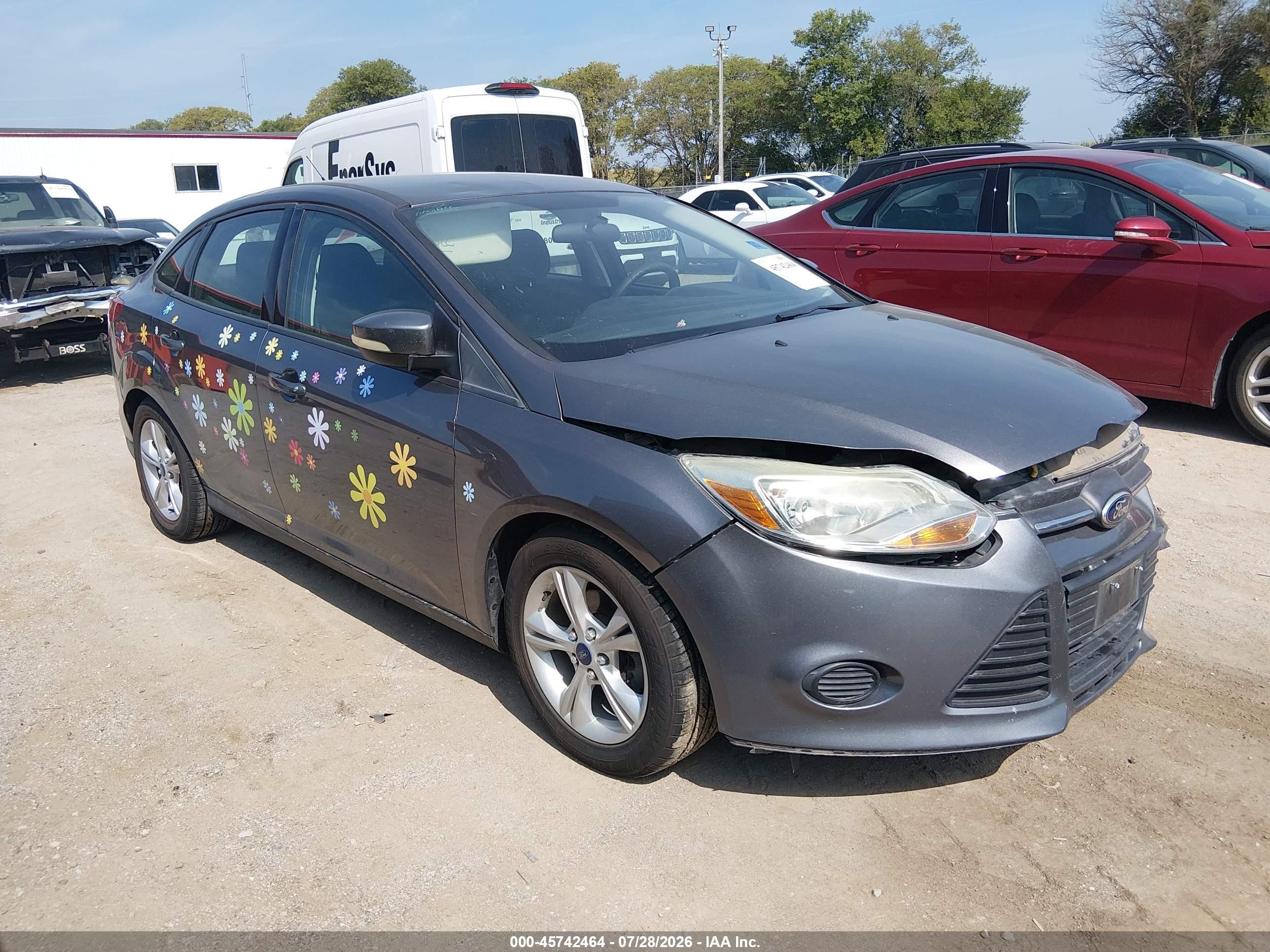 2014 Ford Focus SE, VIN 1FADP3F20EL459855 — Front end