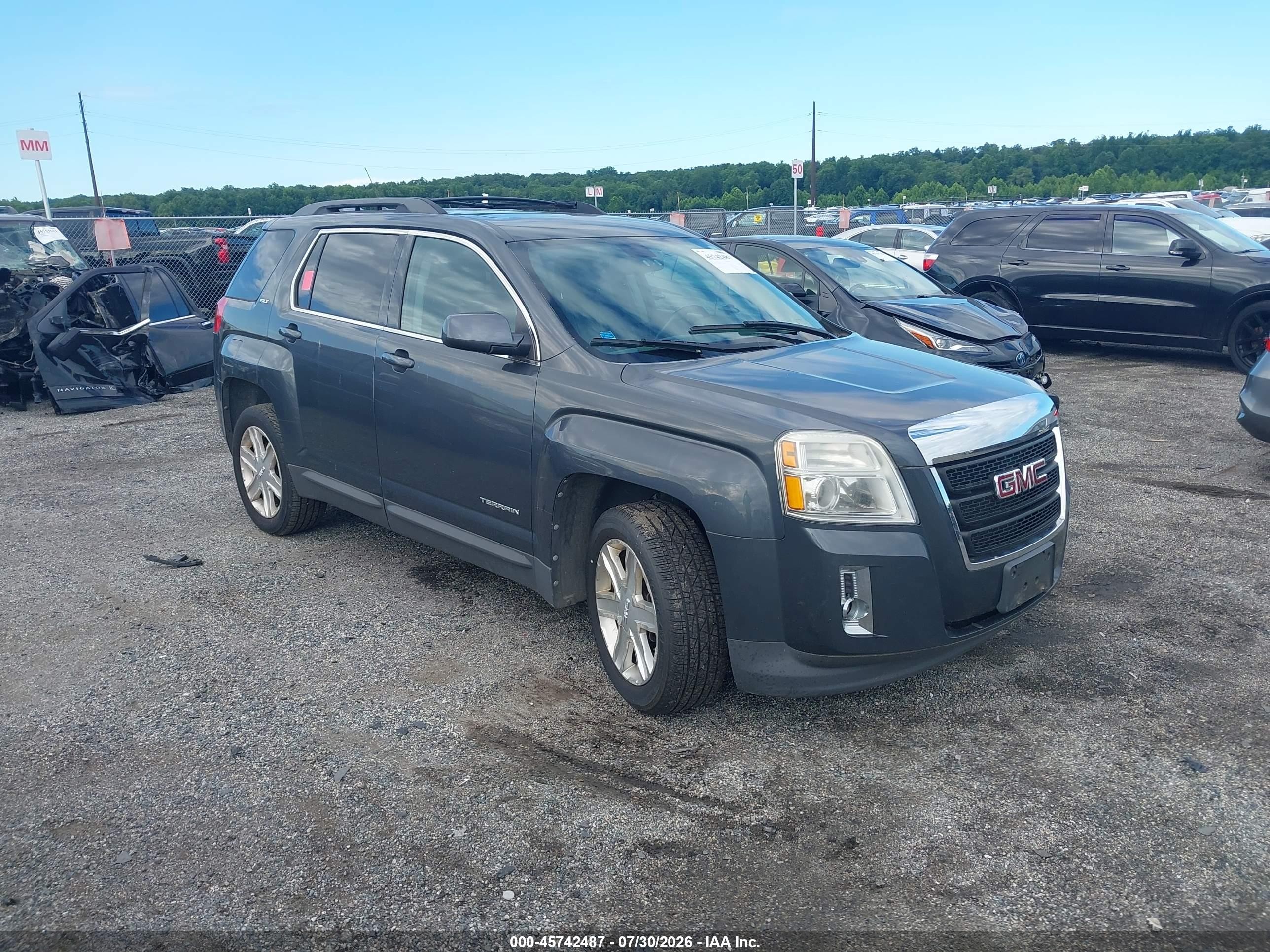 2011 GMC Terrain SLT-1, VIN 2CTFLVEC1B6242733 — Front end