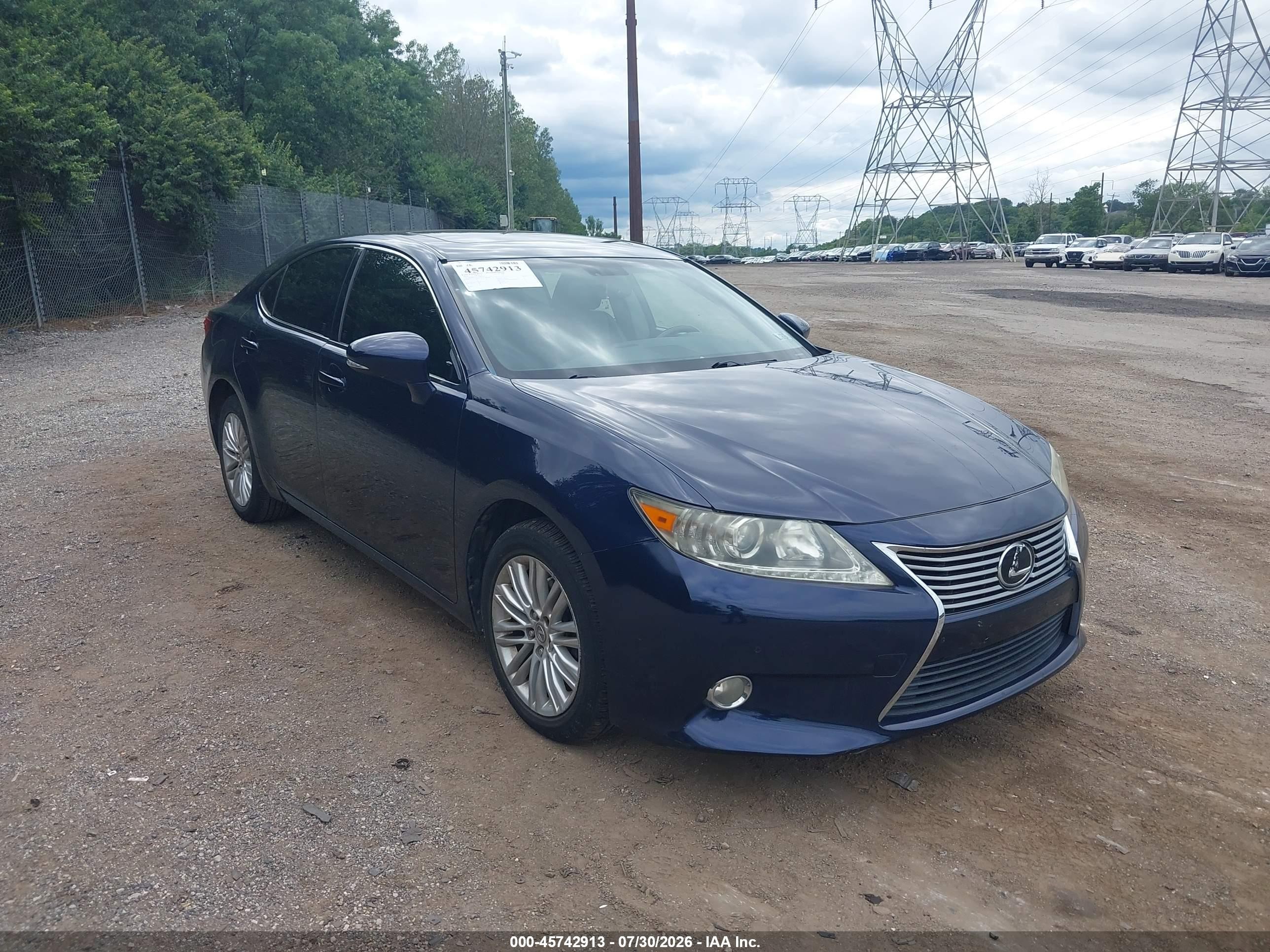 2013 Lexus ES 250, VIN JTHBK1GG5D2005120 — Side