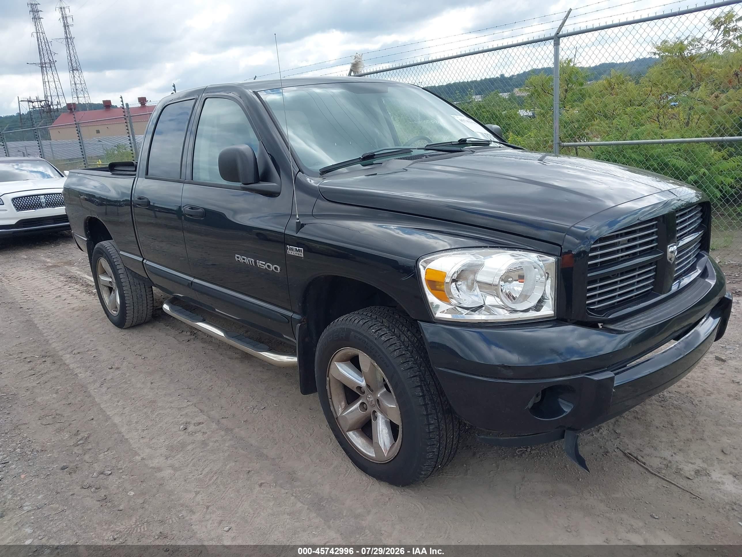 2007 Dodge 1500 SLT, VIN 1D7HU18237S134301 — Град
